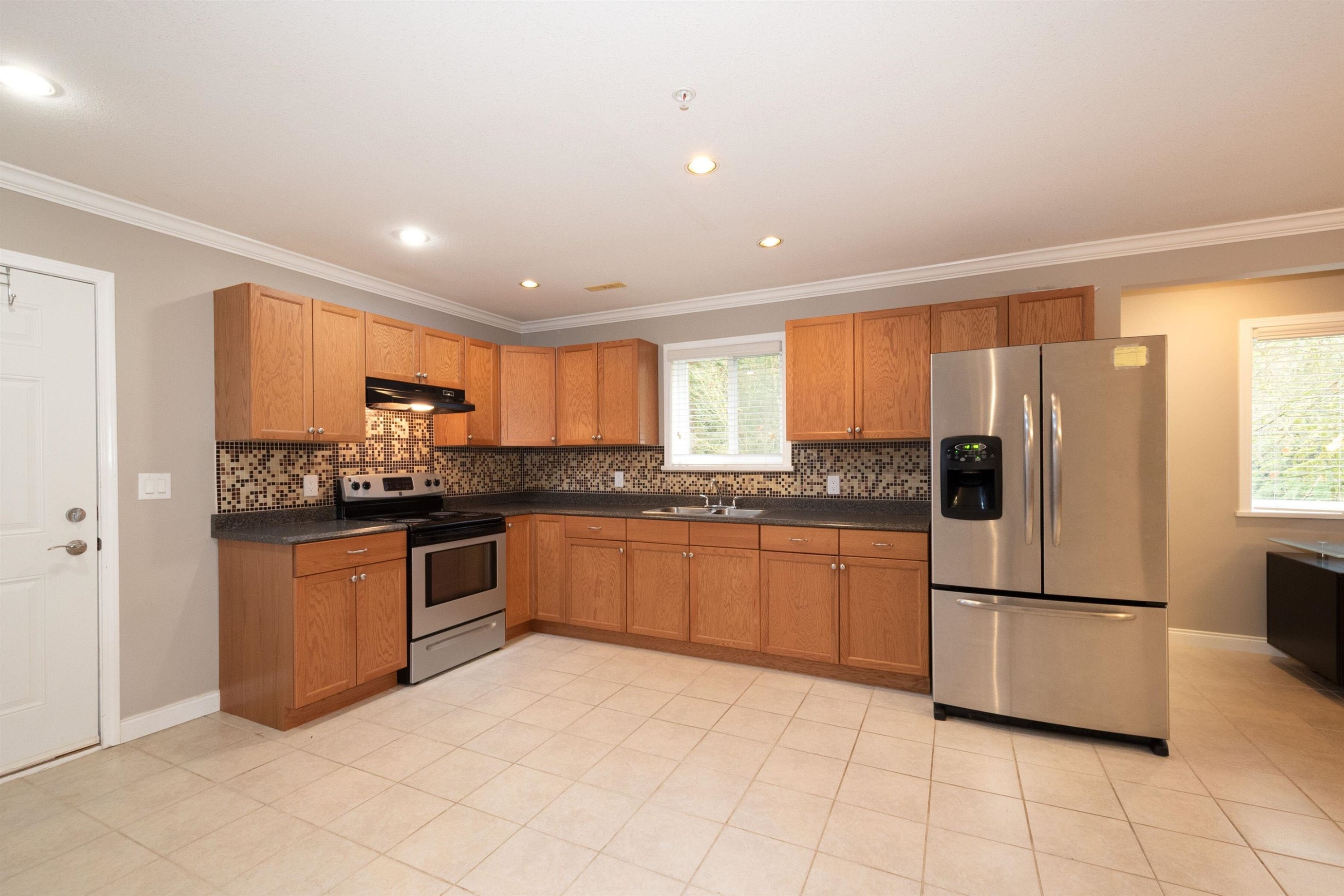









13257


239b

Street,
Maple Ridge,




BC
V4R 0A3

