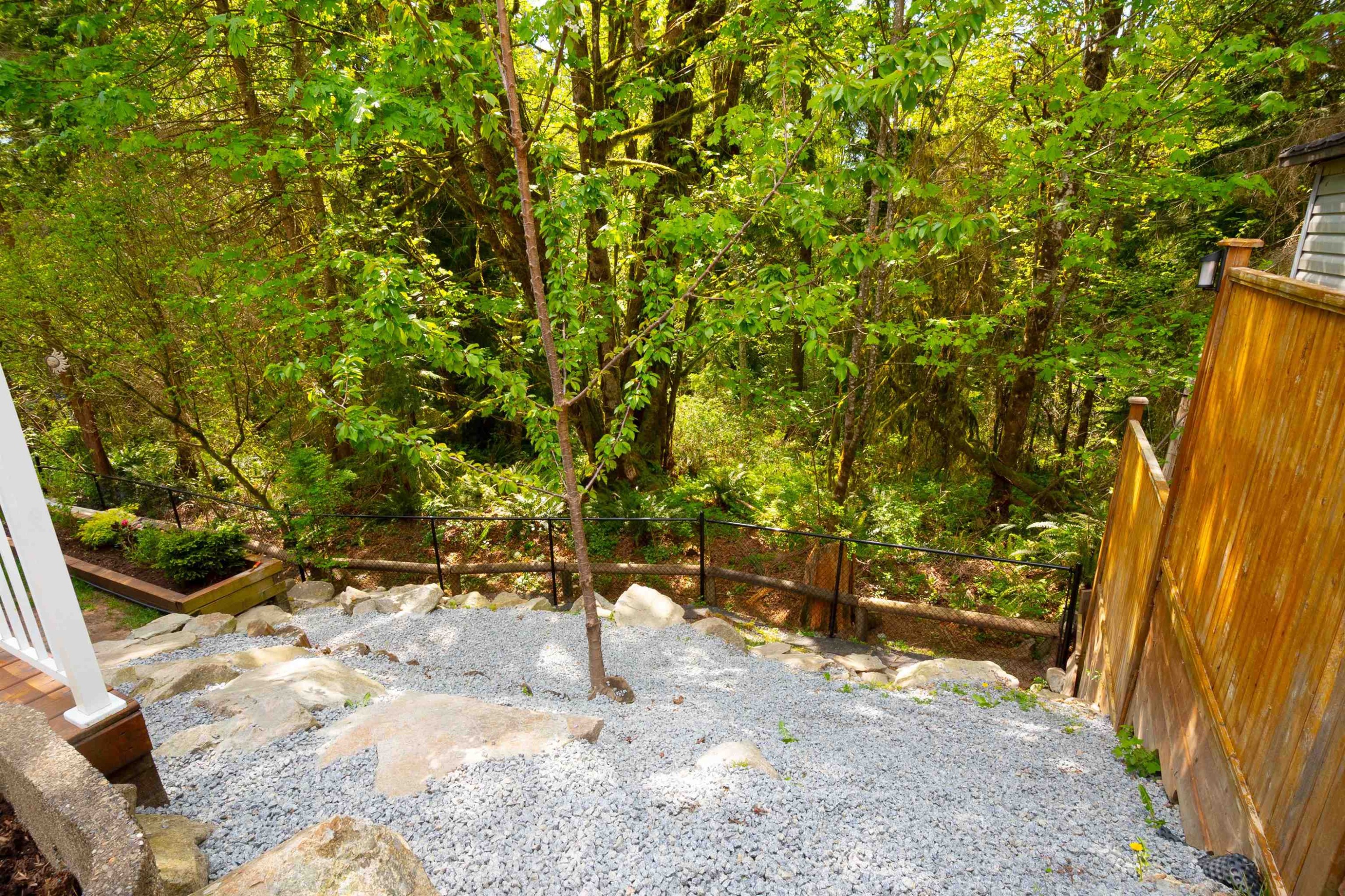 









13257


239b

Street,
Maple Ridge,




BC
V4R 0A3

