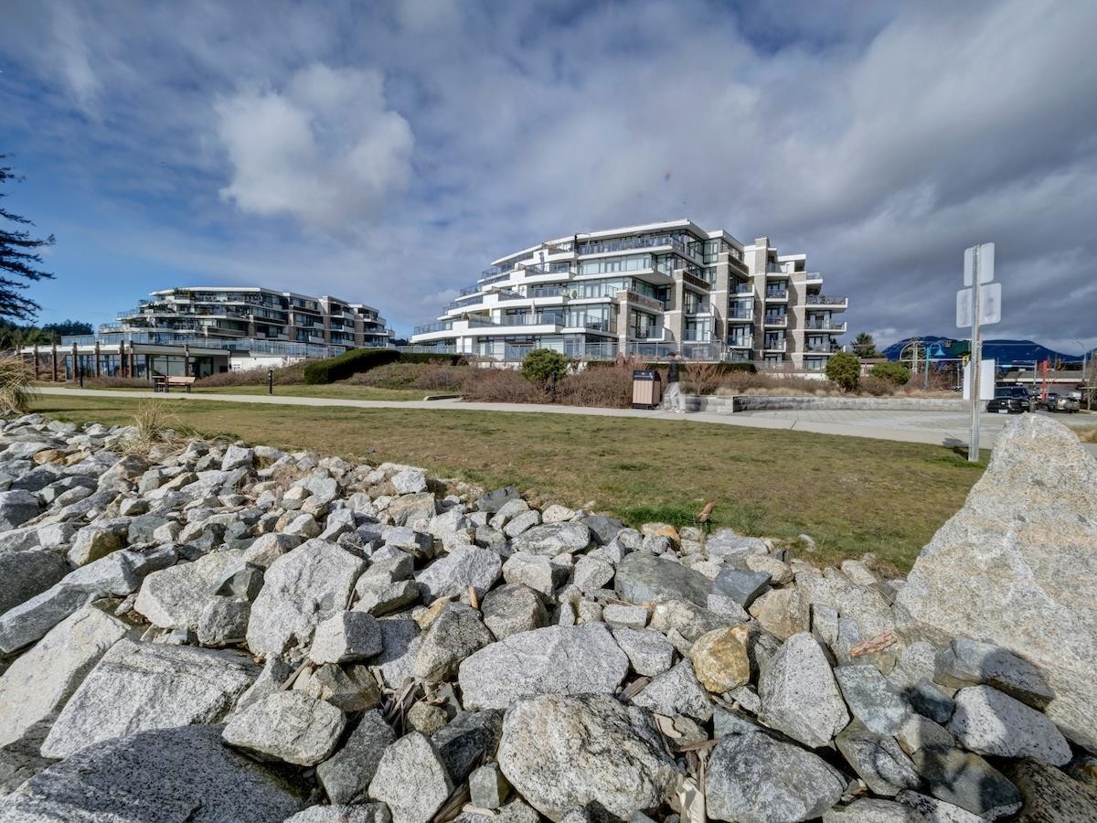 









5665


Teredo

Street, 206,
Sechelt,




BC
V7Z 0J2

