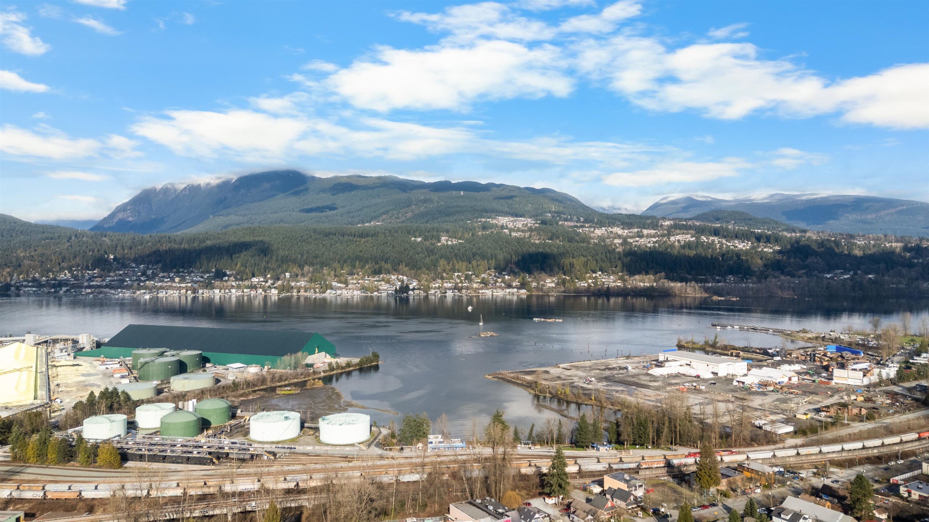 









2201


St George

Street,
Port Moody,




BC
V3H 2G1

