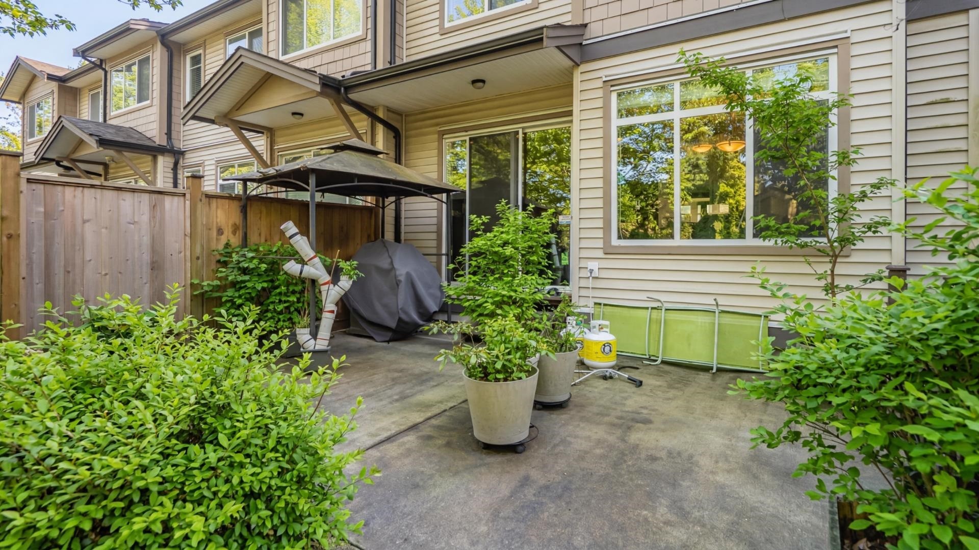 









22865


Telosky

Avenue, 51,
Maple Ridge,




BC
V2X 8Z9


