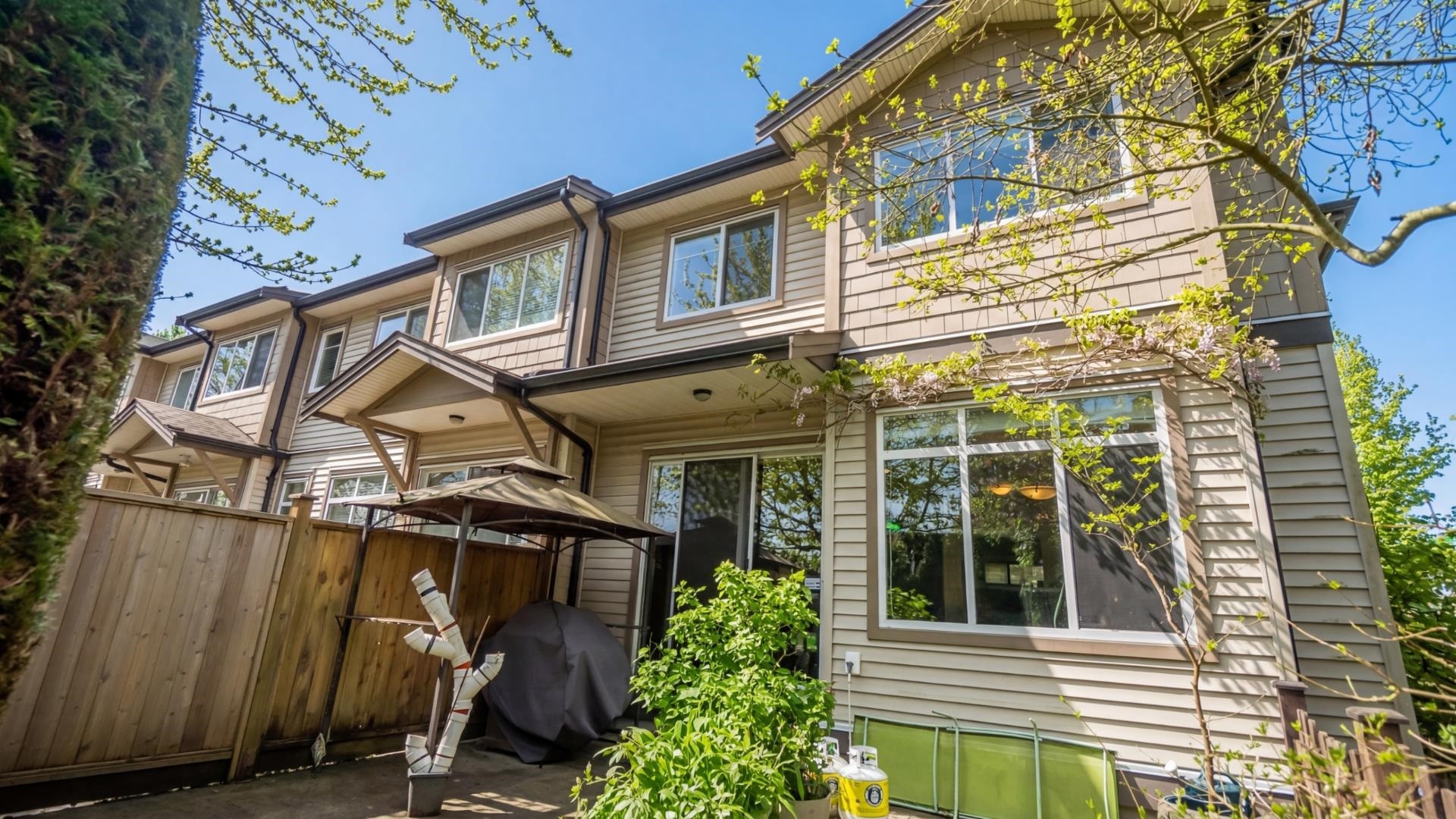 









22865


Telosky

Avenue, 51,
Maple Ridge,




BC
V2X 8Z9

