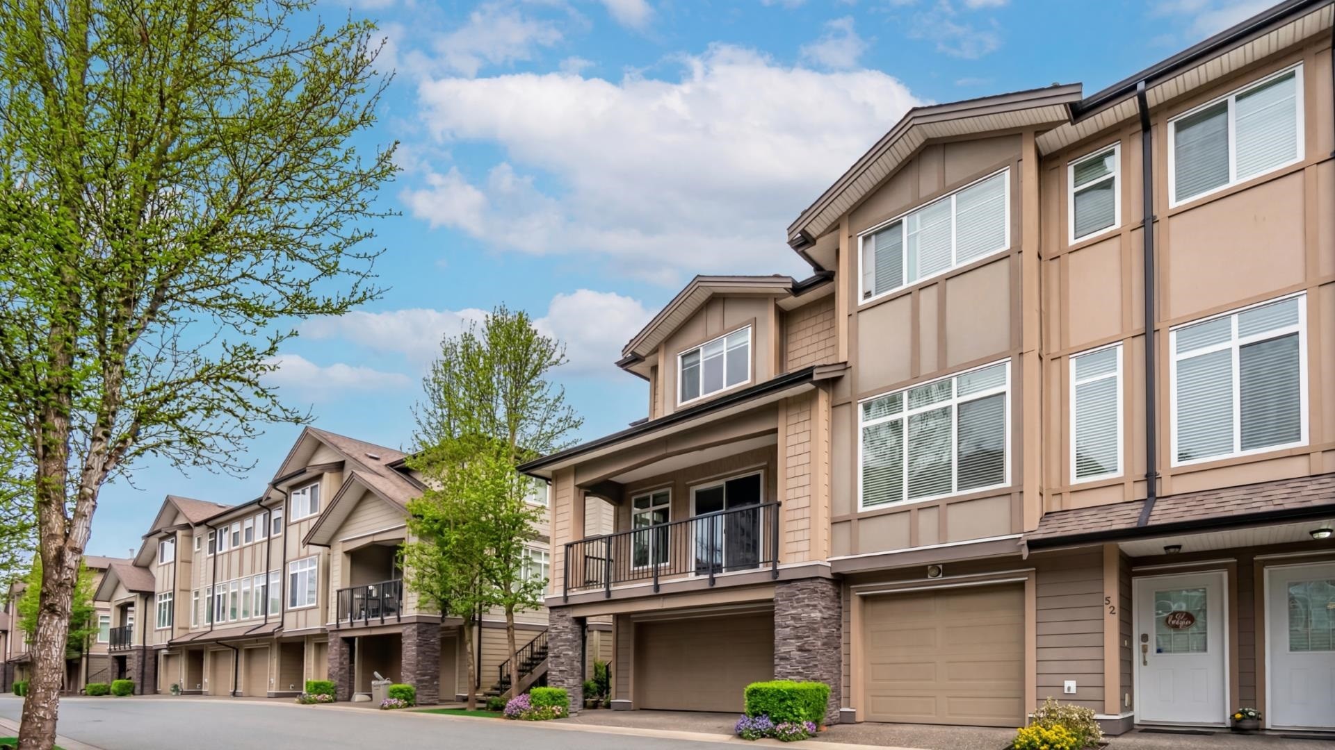 









22865


Telosky

Avenue, 51,
Maple Ridge,




BC
V2X 8Z9

