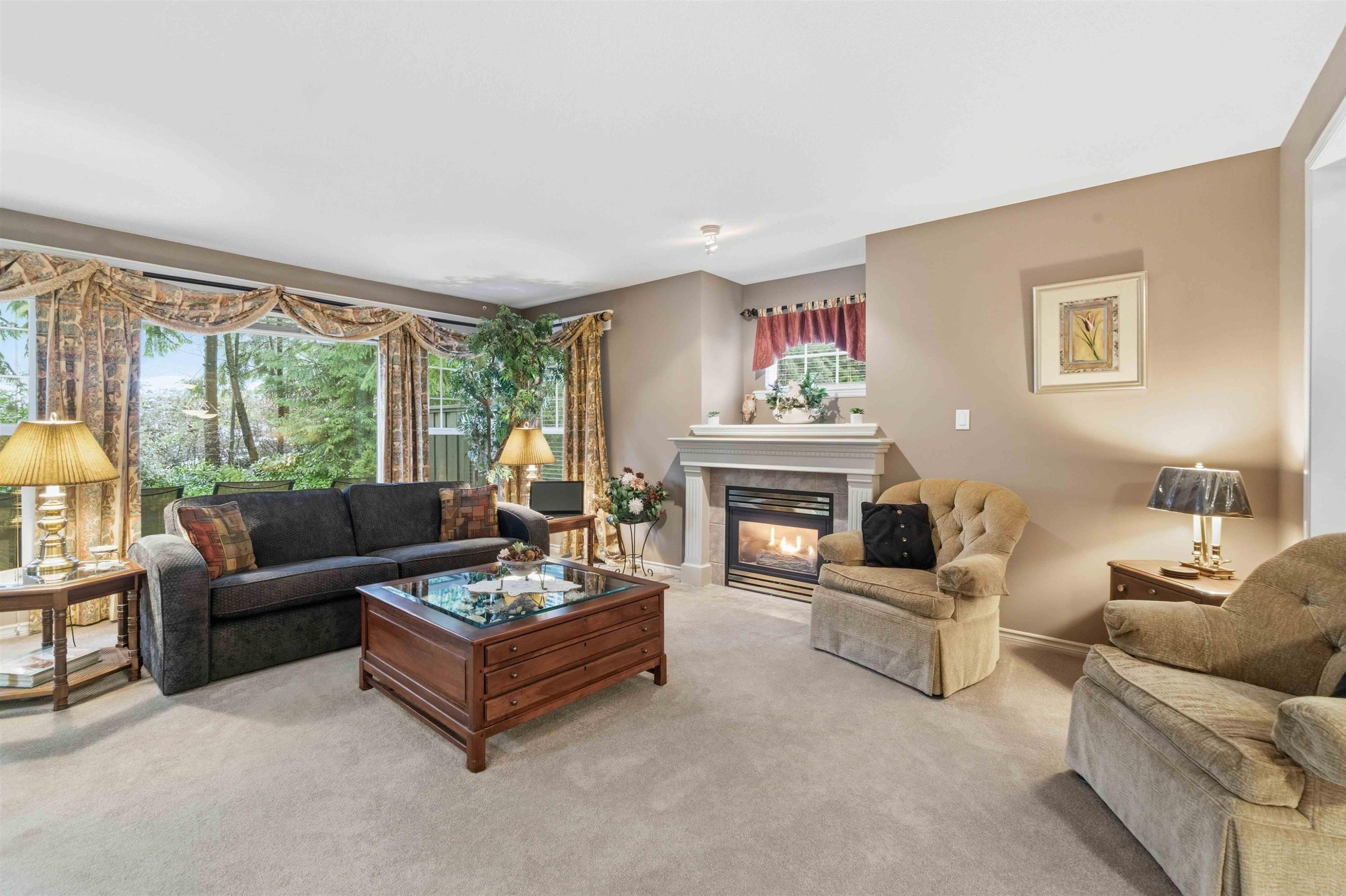 









3300


Plateau

Boulevard, 1,
Coquitlam,




BC
V3E 3L6

