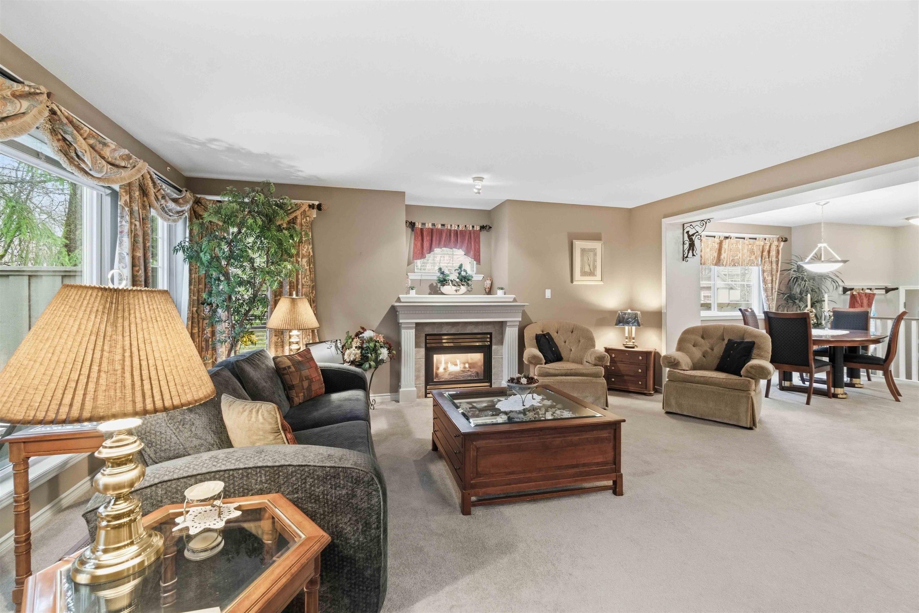 









3300


Plateau

Boulevard, 1,
Coquitlam,




BC
V3E 3L6

