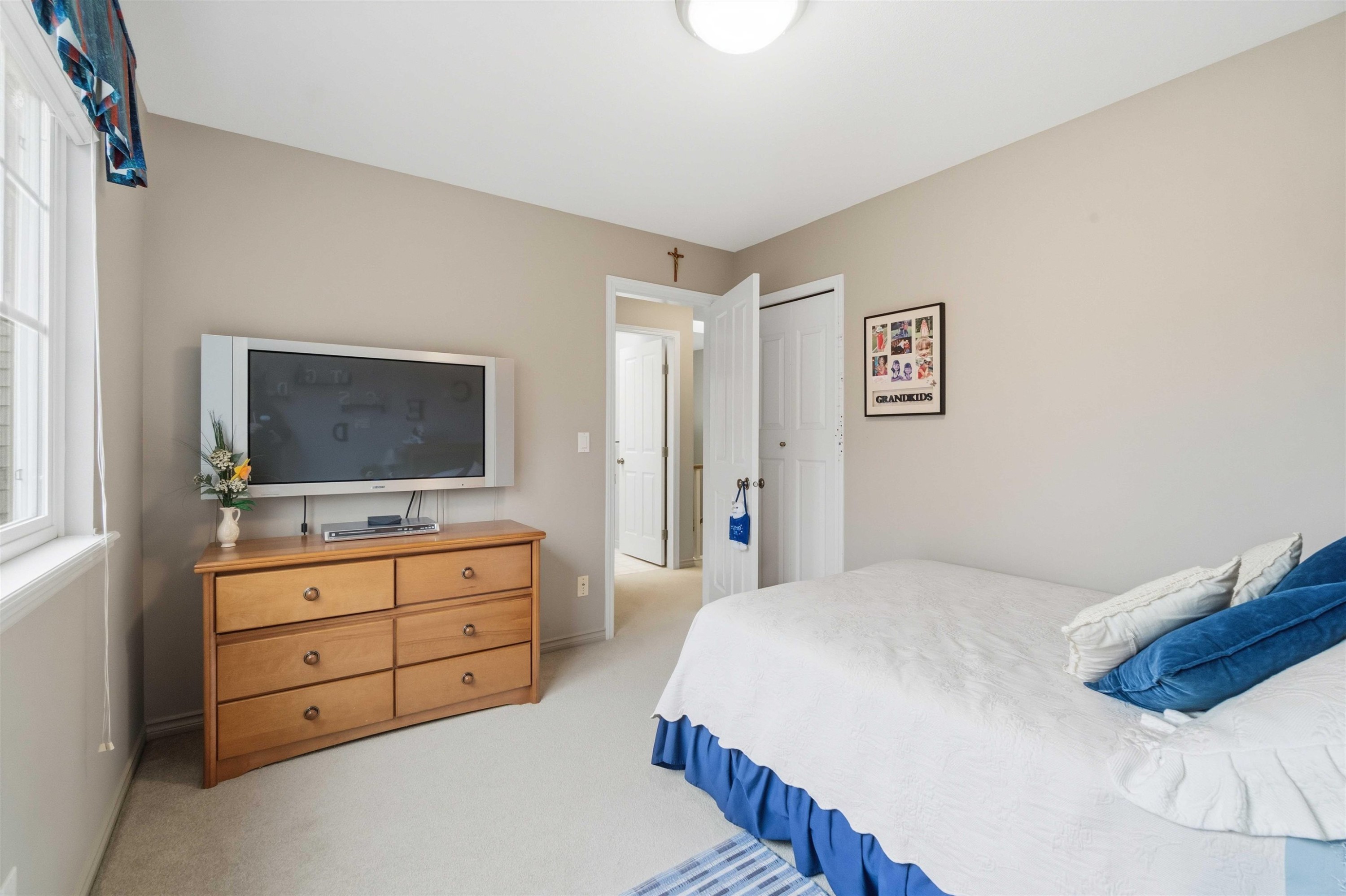 









3300


Plateau

Boulevard, 1,
Coquitlam,




BC
V3E 3L6

