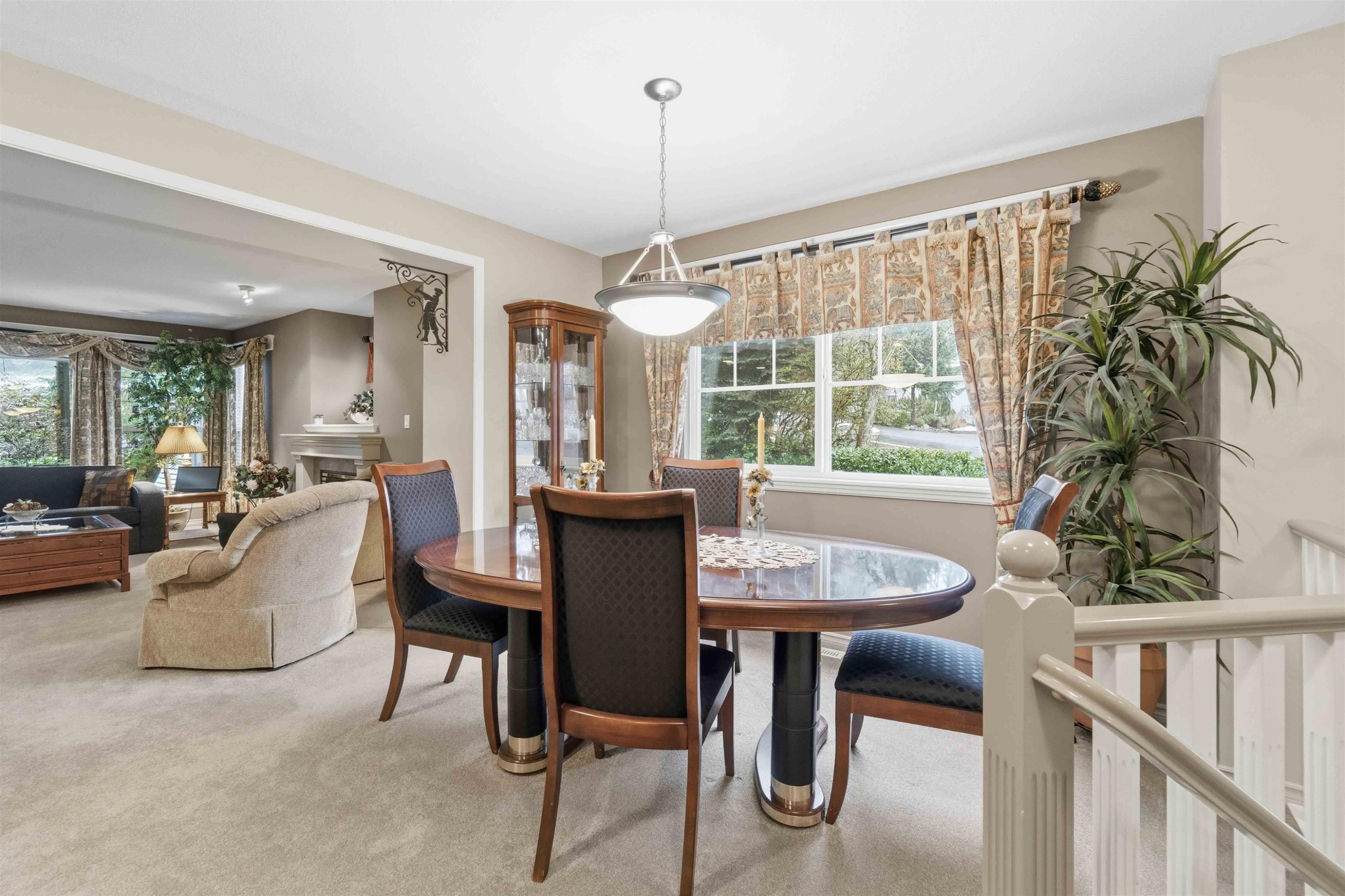 









3300


Plateau

Boulevard, 1,
Coquitlam,




BC
V3E 3L6

