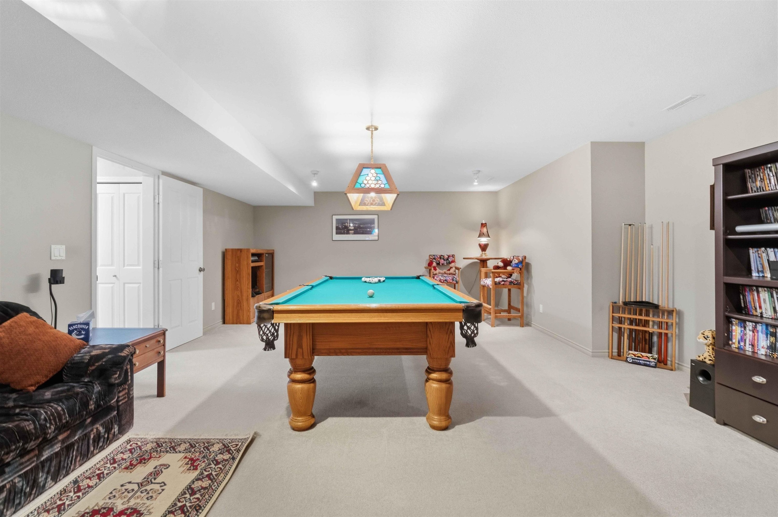 









3300


Plateau

Boulevard, 1,
Coquitlam,




BC
V3E 3L6

