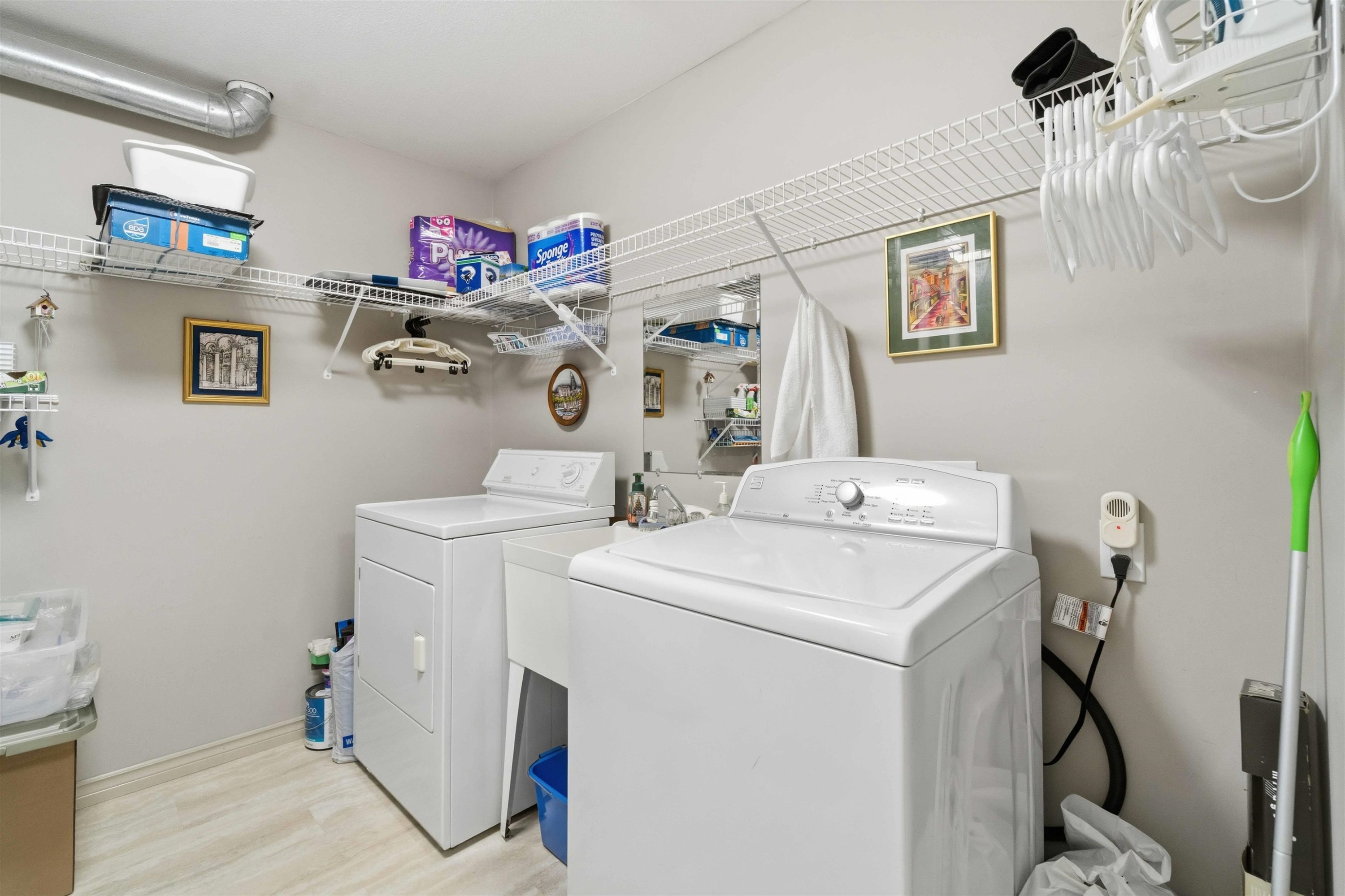 









3300


Plateau

Boulevard, 1,
Coquitlam,




BC
V3E 3L6

