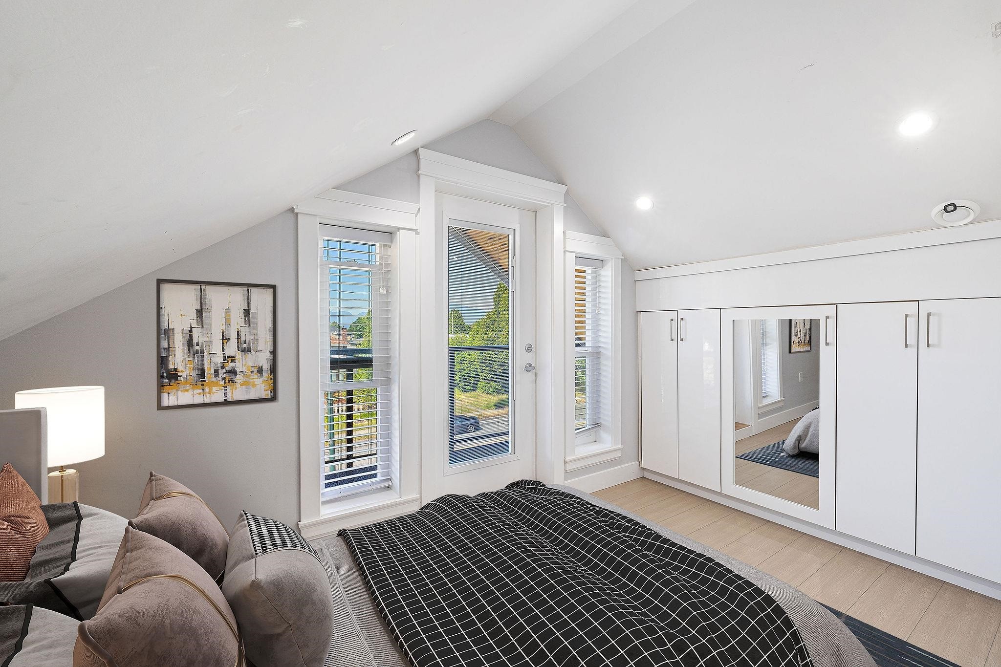 









2430


41

Street East, 1,
Vancouver,




BC
V5R 2W4

