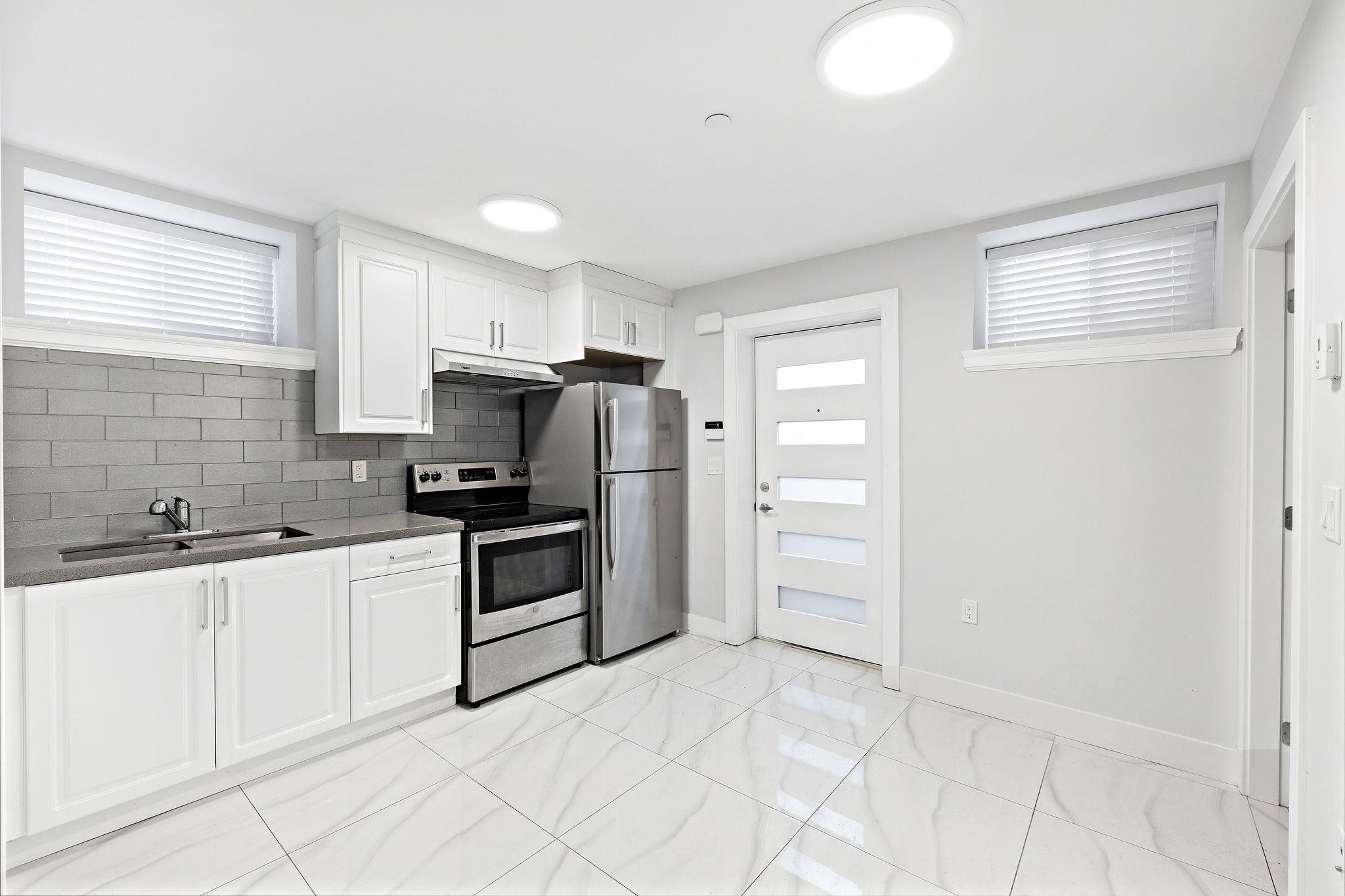 









2430


41

Street East, 1,
Vancouver,




BC
V5R 2W4

