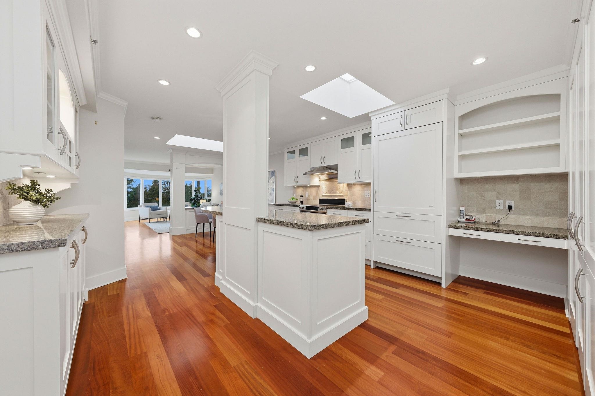 









2455


Bellevue

Avenue, 302,
West Vancouver,




BC
V7V 1E1

