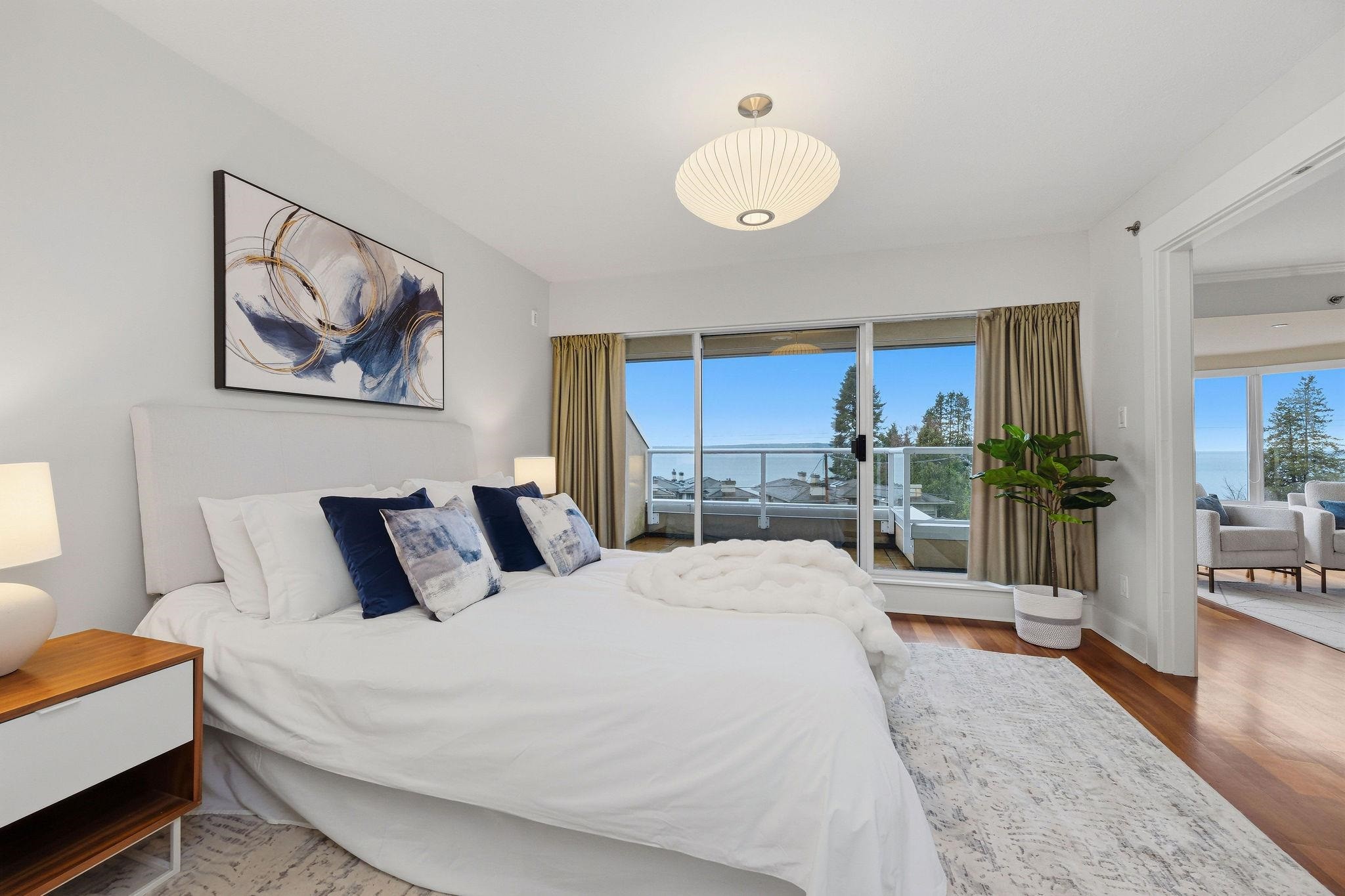 









2455


Bellevue

Avenue, 302,
West Vancouver,




BC
V7V 1E1

