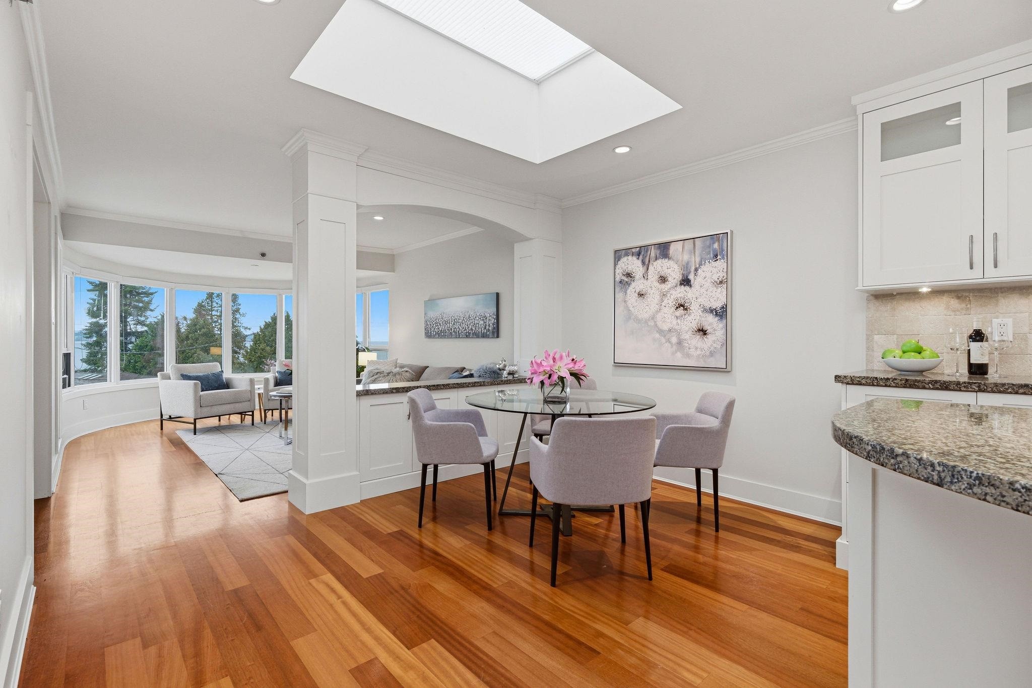 









2455


Bellevue

Avenue, 302,
West Vancouver,




BC
V7V 1E1

