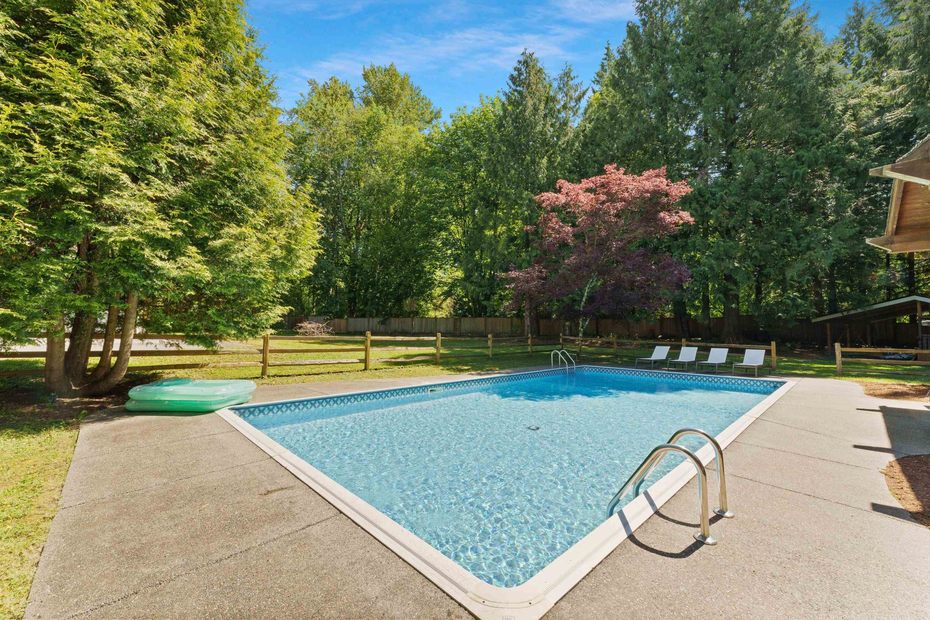 









25011


Ferguson

Avenue,
Maple Ridge,




BC
V2W 1H4

