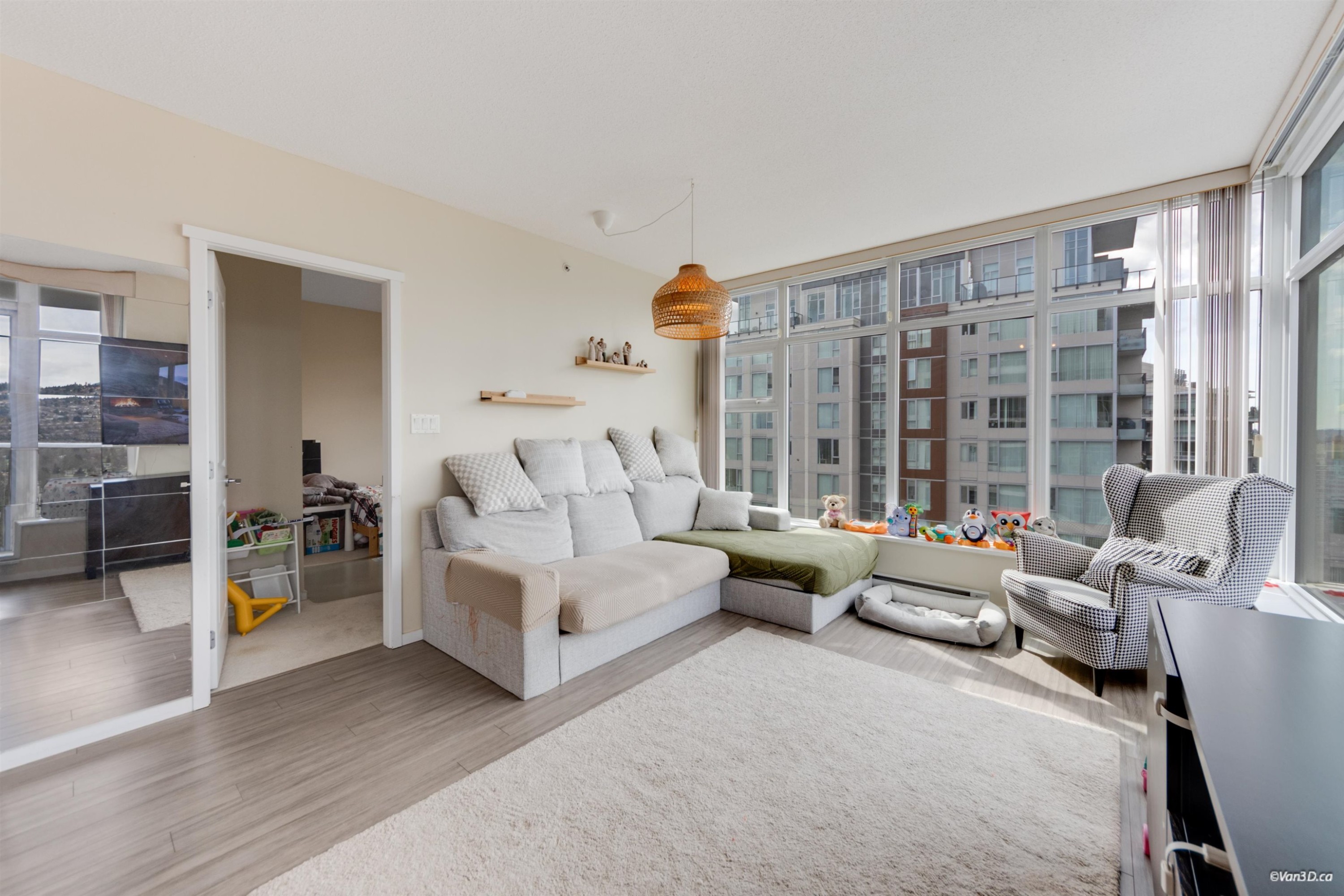 









3102


Windsor

Gate, 2806,
Coquitlam,




BC
V3B 0J3

