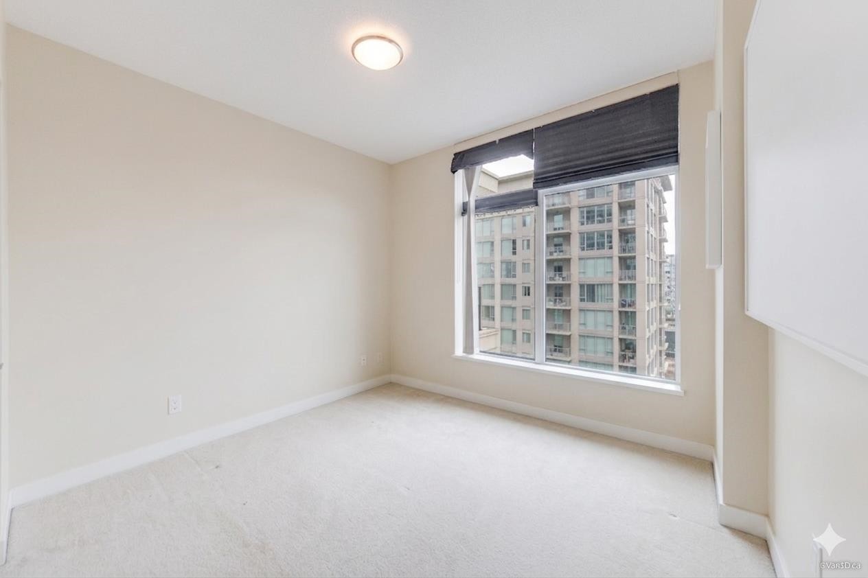









3102


Windsor

Gate, 2806,
Coquitlam,




BC
V3B 0J3

