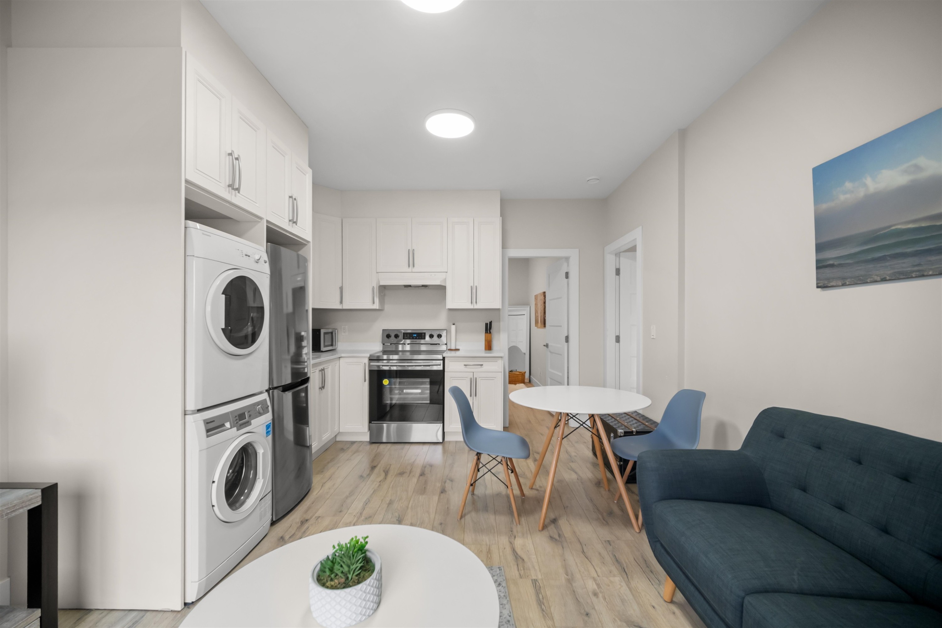 









4986


Inman

Avenue,
Burnaby,




BC
V5G 2Y6

