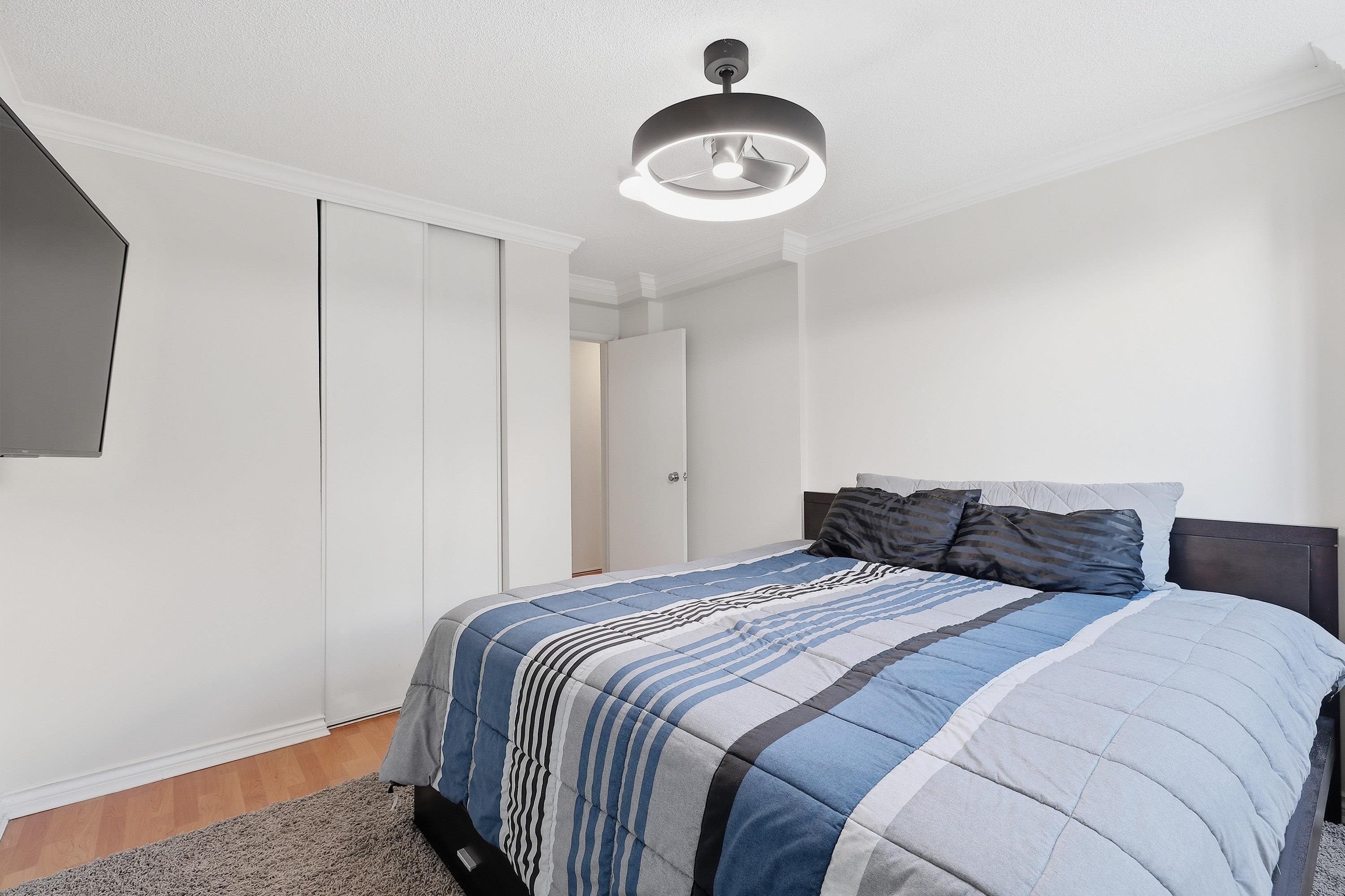 









320


Royal

Avenue, 405,
New Westminster,




BC
V3L 5C6

