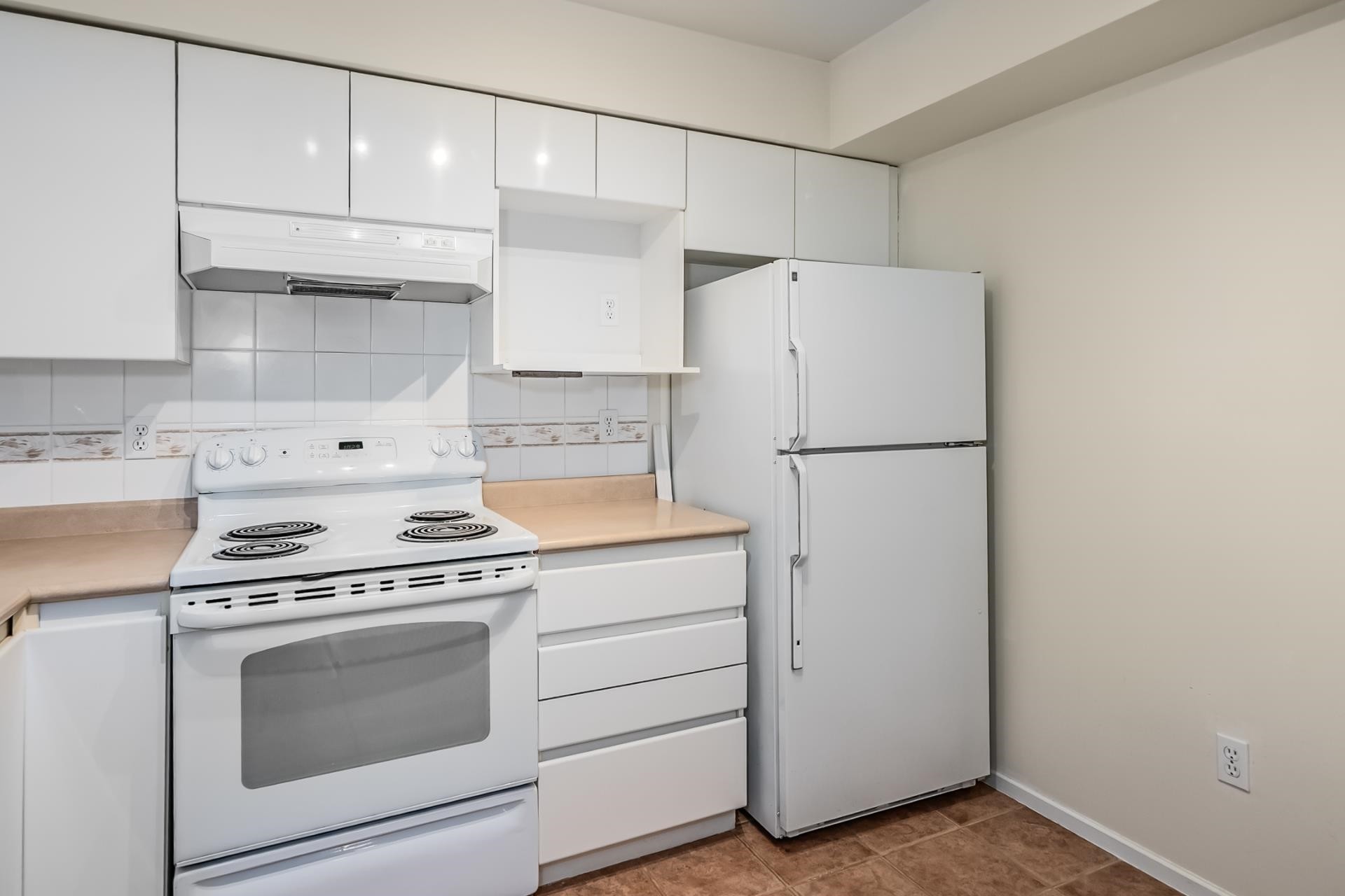 









1200


Eastwood

Avenue, 212,
Coquitlam,




BC
V3B 7R9

