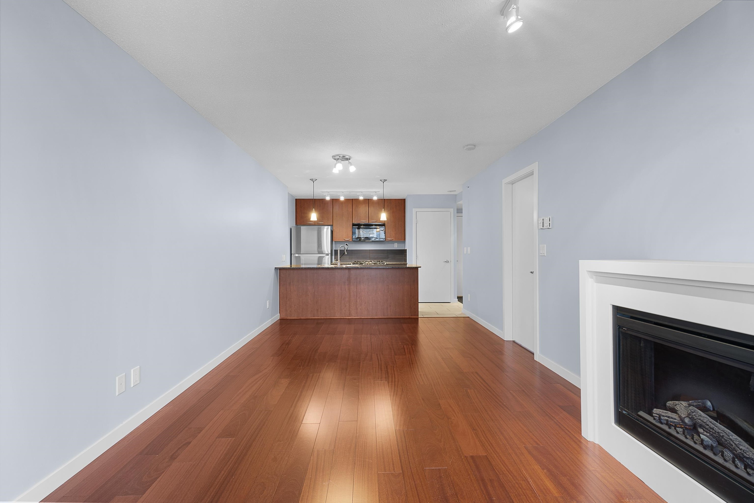 









7108


Collier

Street, 1108,
Burnaby,




BC
V5E 0A1

