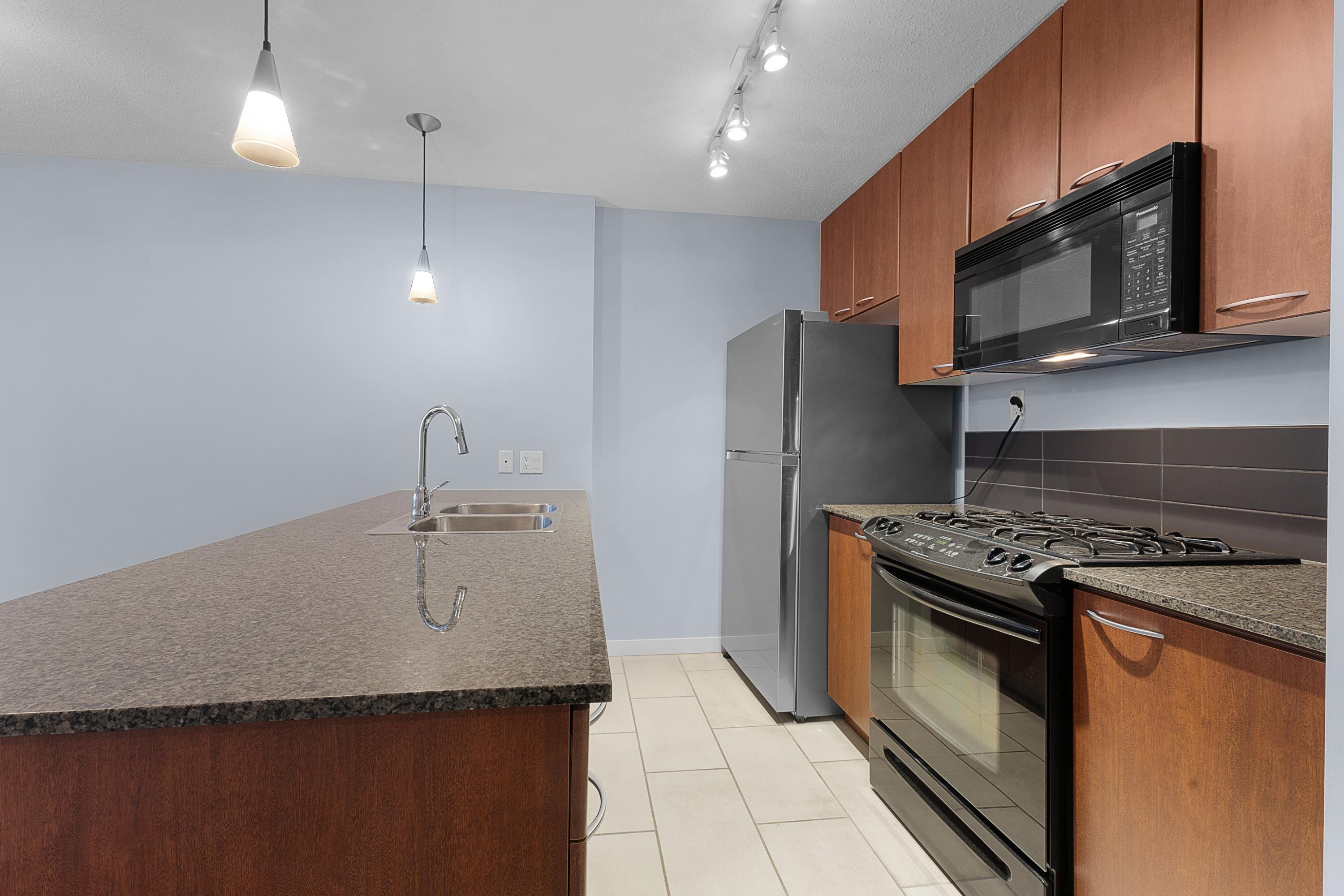 









7108


Collier

Street, 1108,
Burnaby,




BC
V5E 0A1

