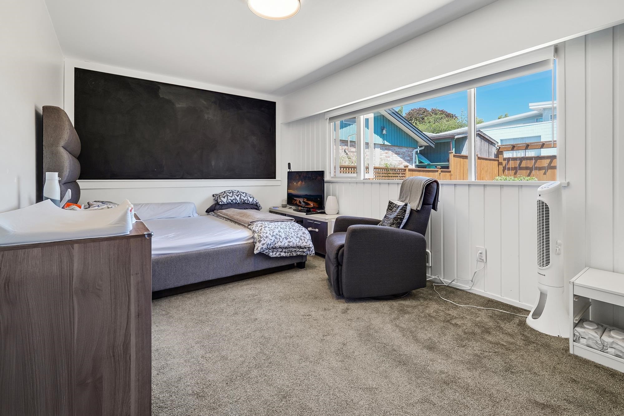 









821


Jackson

Crescent,
New Westminster,




BC
V3L 4S1

