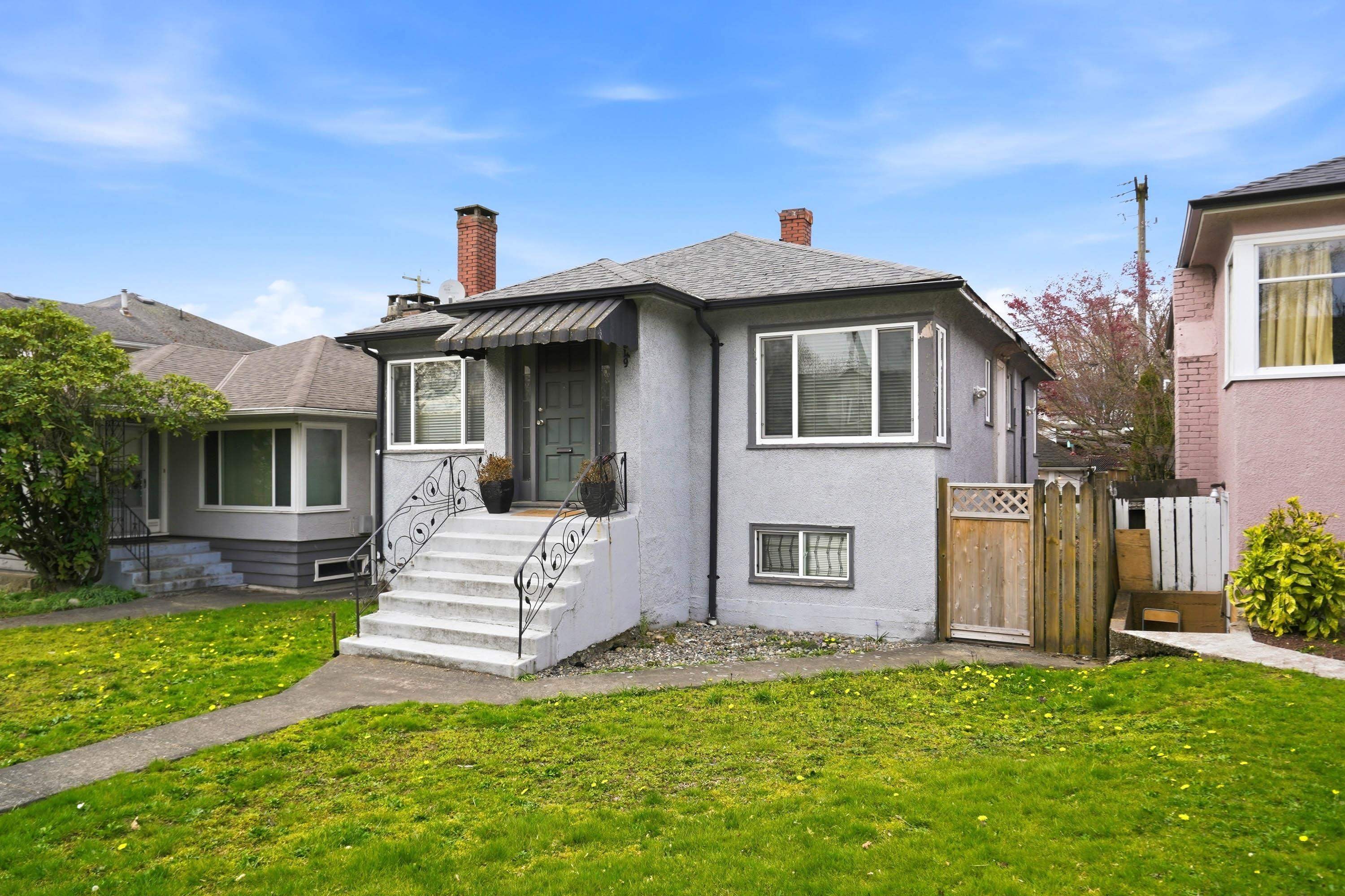 









2349


Pender

Street East,
Vancouver,




BC
V5L 1X7

