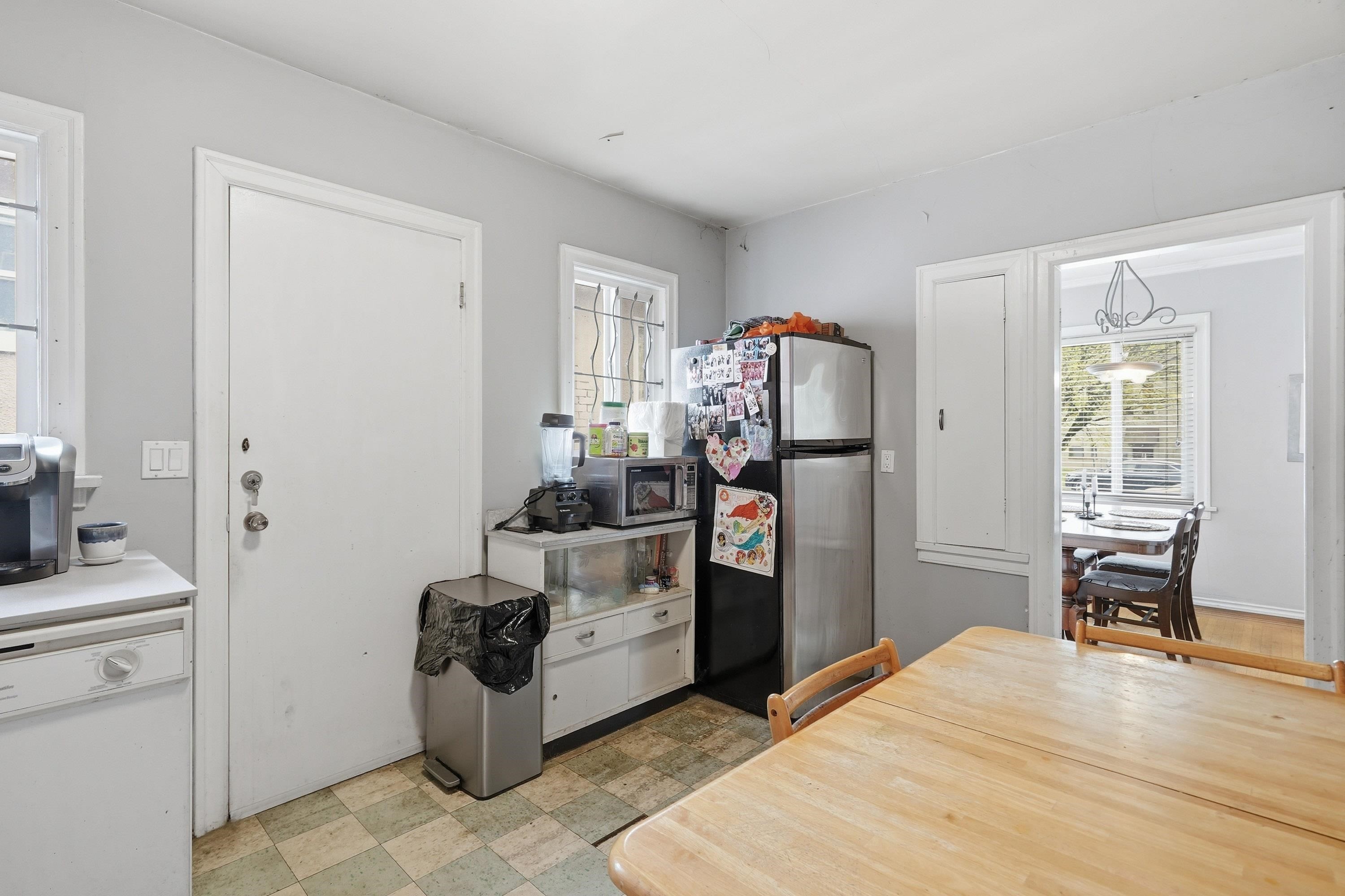 









2349


Pender

Street East,
Vancouver,




BC
V5L 1X7

