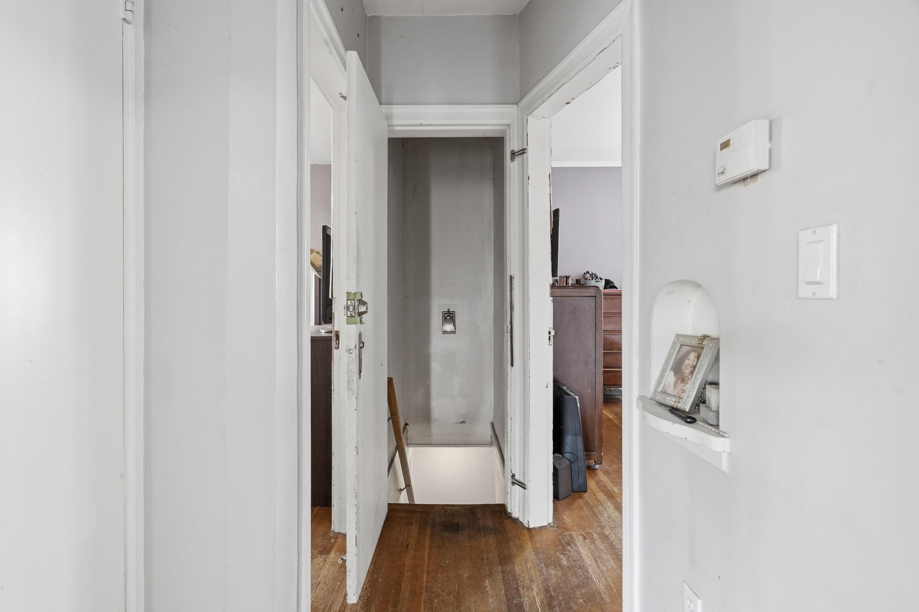 









2349


Pender

Street East,
Vancouver,




BC
V5L 1X7

