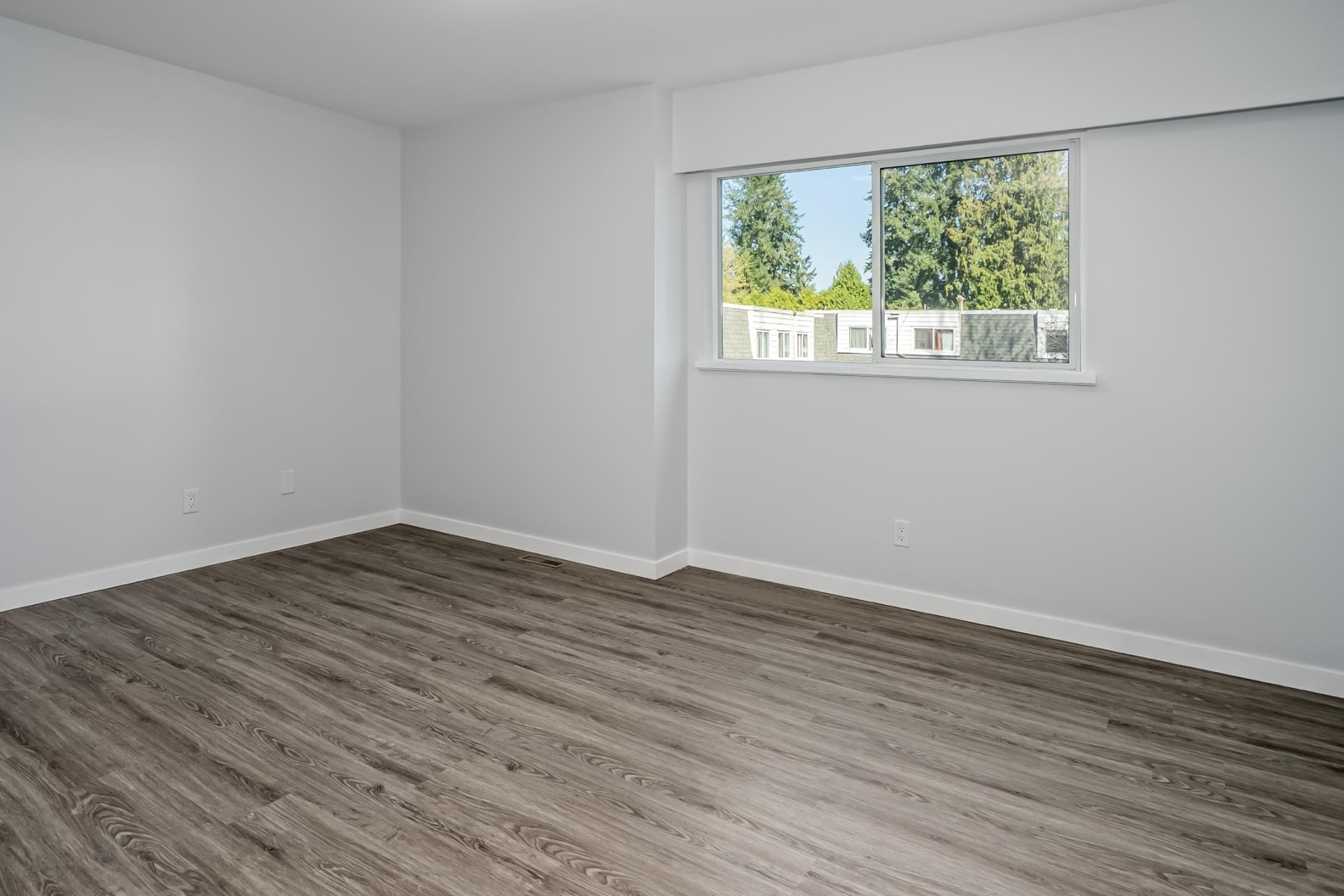 









21555


Dewndey Trunk

Road, 48,
Maple Ridge,




BC
V2X 3G6

