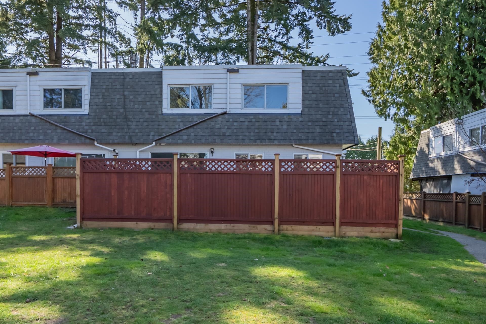 









21555


Dewndey Trunk

Road, 48,
Maple Ridge,




BC
V2X 3G6

