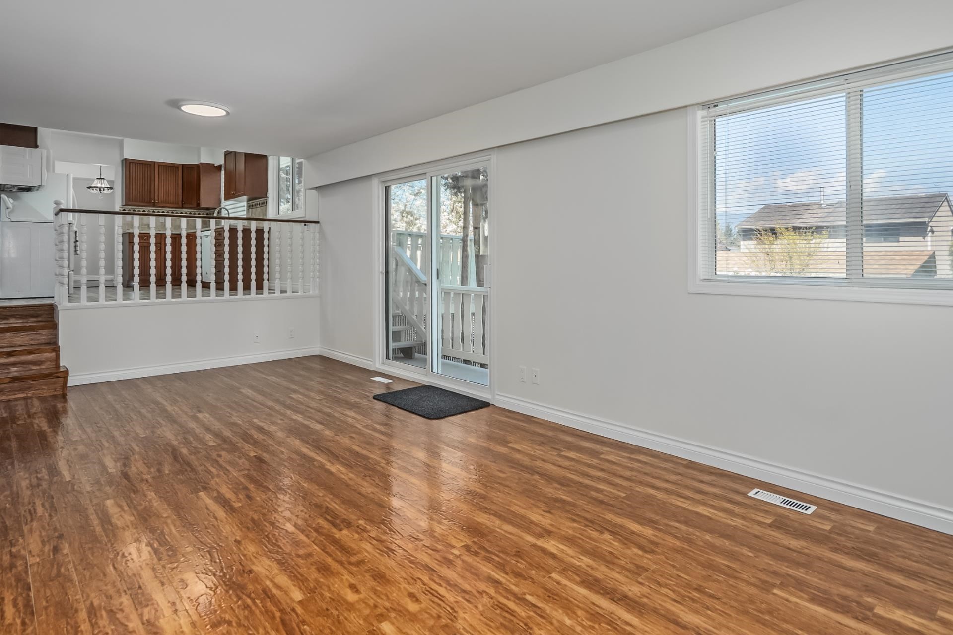 









21395


Exeter

Avenue,
Maple Ridge,




BC
V4R 2J2

