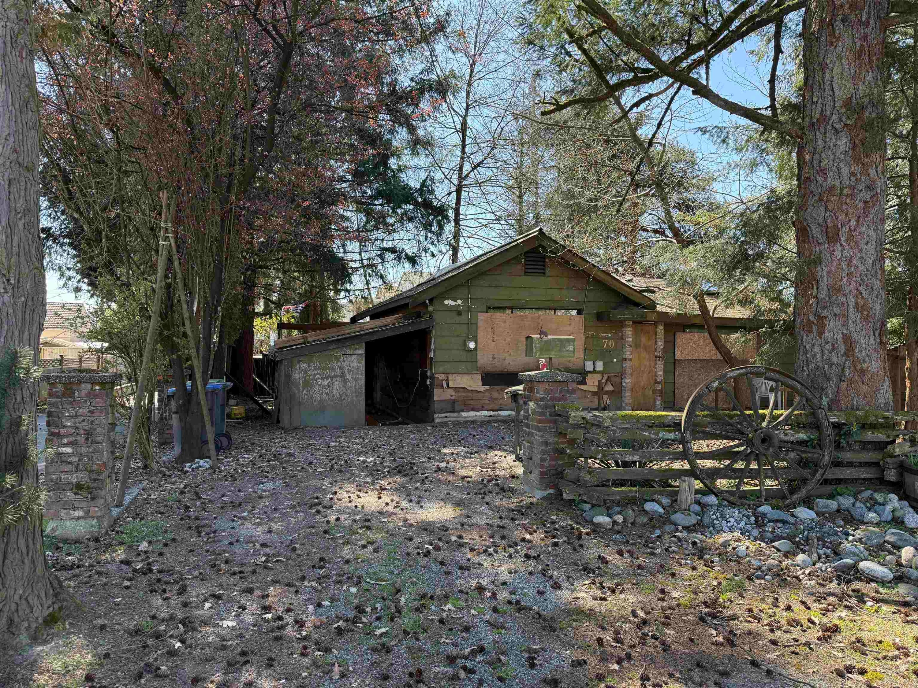 









1570


Salisbury

Avenue,
Port Coquitlam,




BC
V3B 1X2

