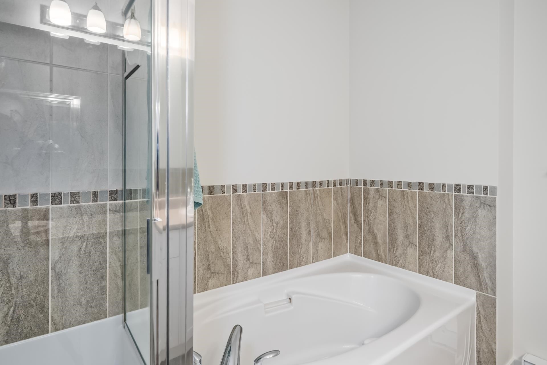 









11282


Cottonwood

Drive, 43,
Maple Ridge,




BC
V2X 8W8

