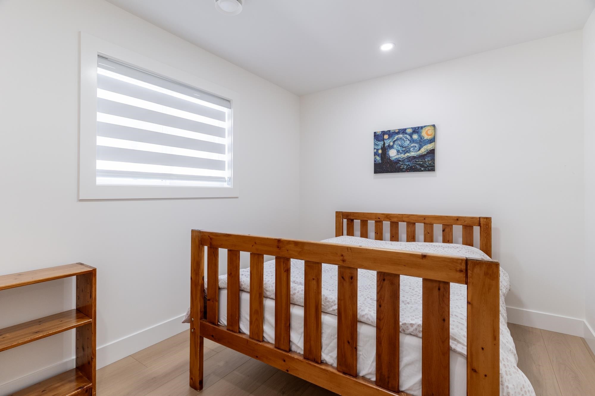 









215


Mabel

Street,
New Westminster,




BC
V3M 0L1

