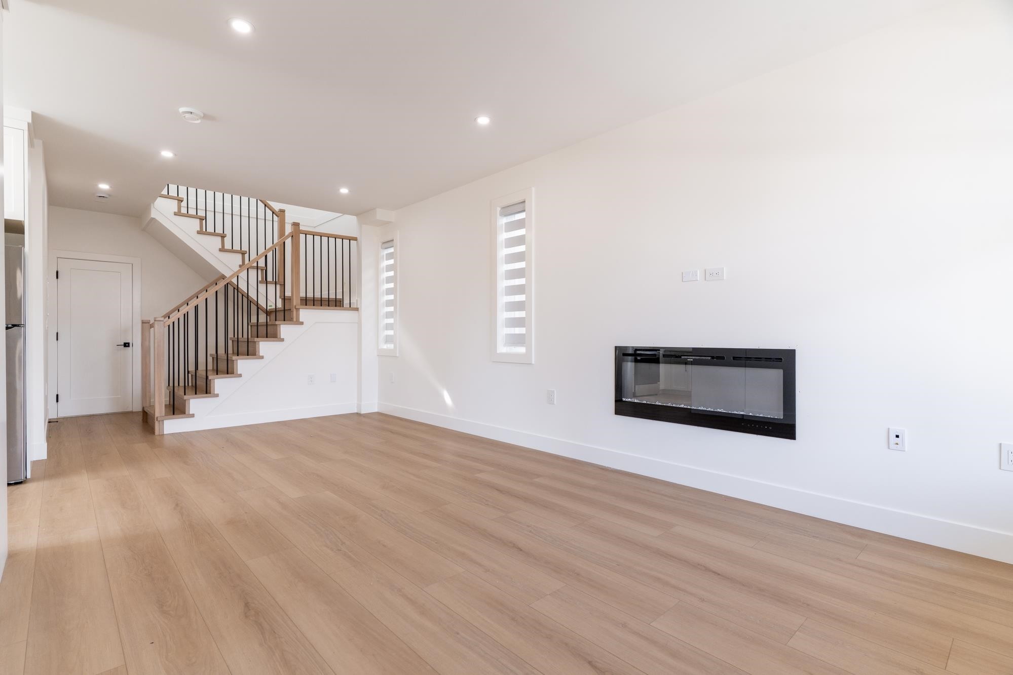 









215


Mabel

Street,
New Westminster,




BC
V3M 0L1

