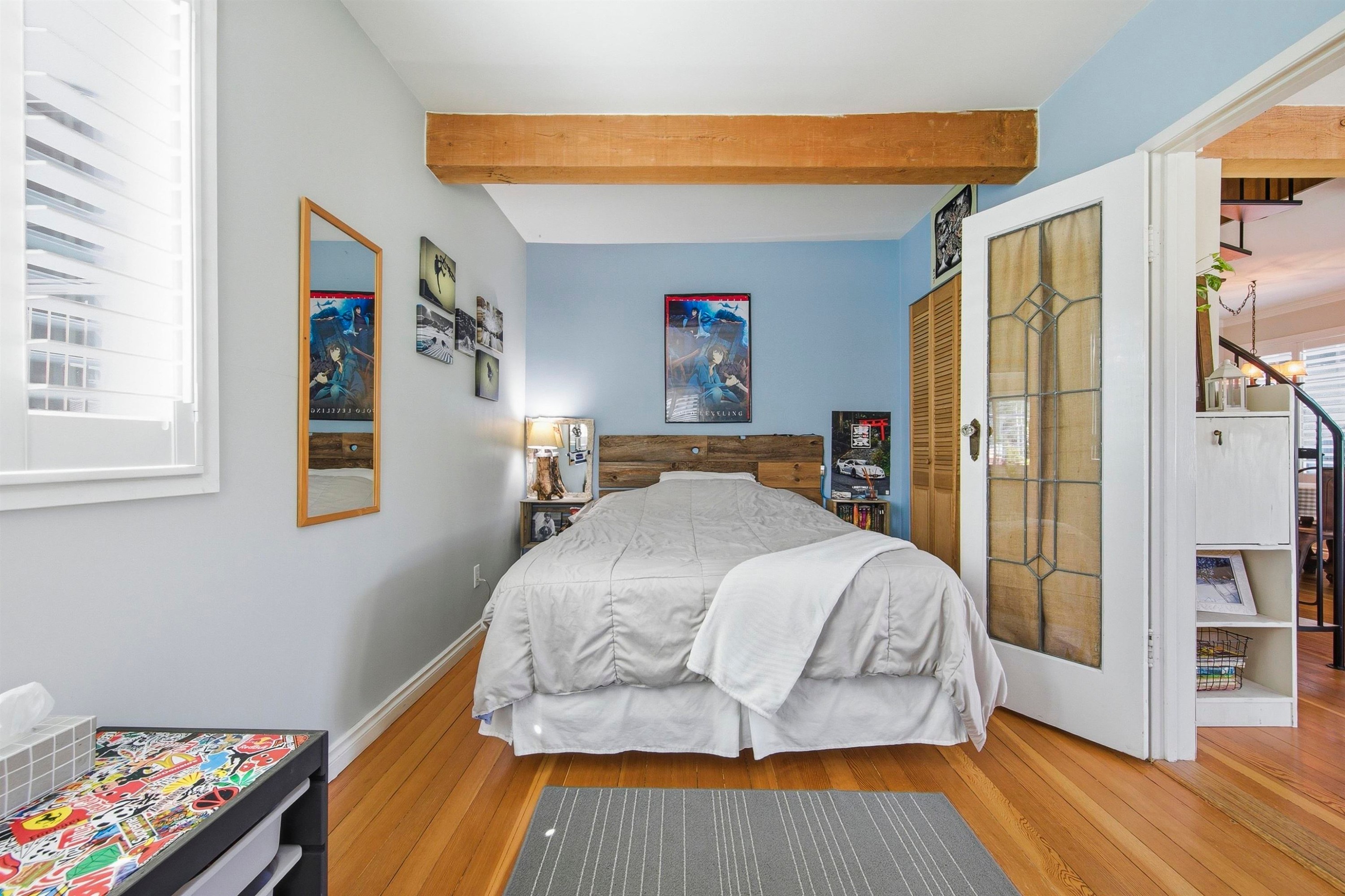 









2029


Philip

Avenue,
North Vancouver,




BC
V7P 2W5

