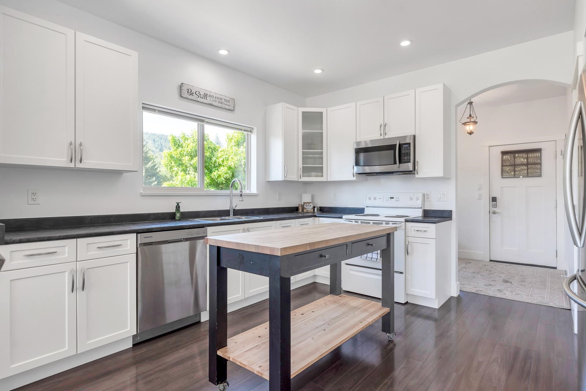 









931


Rivendell

Drive,
Bowen Island,




BC
V0N 1G1

