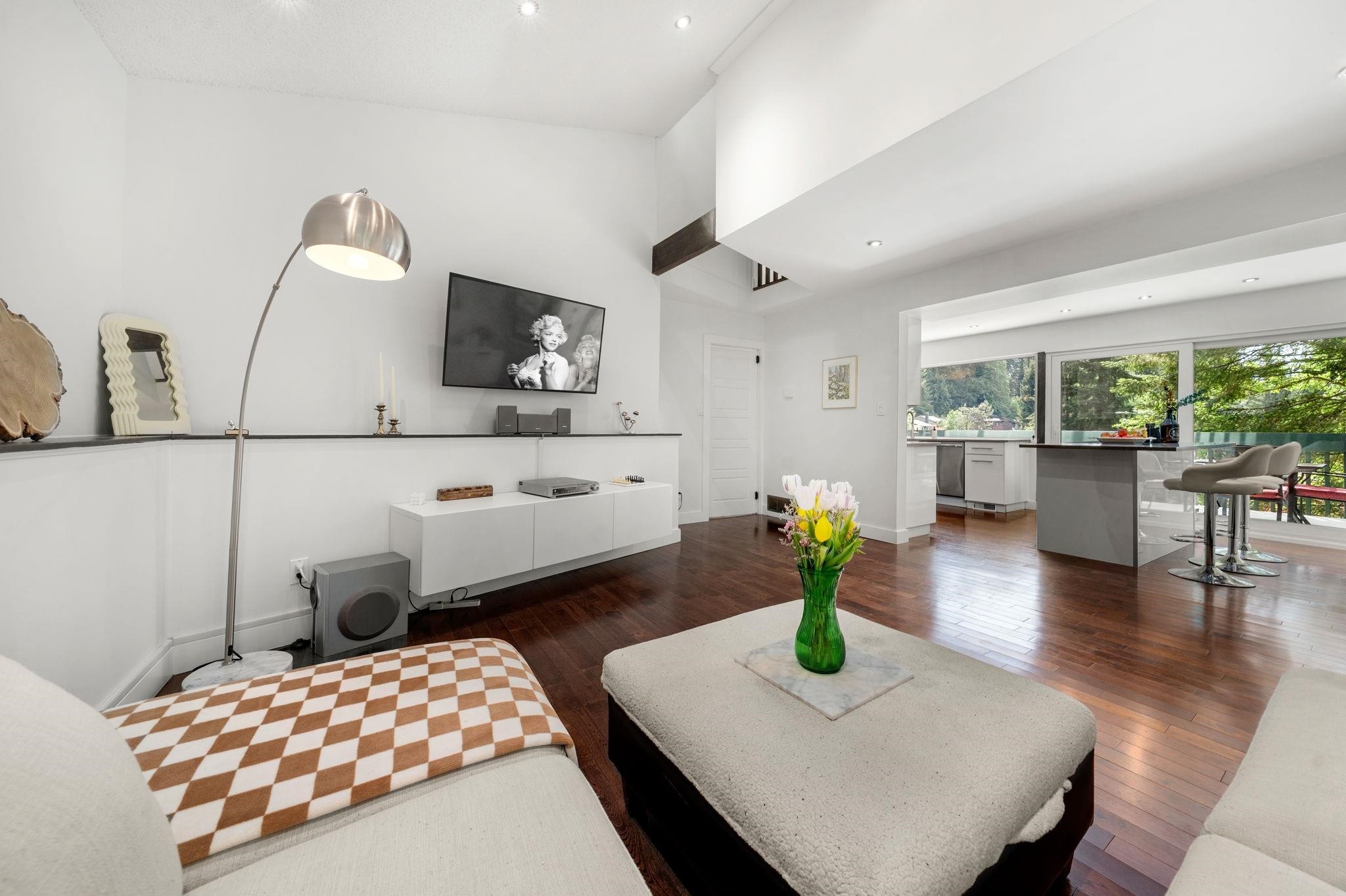 









2086


Rivergrove

Place,
North Vancouver,




BC
V7H 2L4

