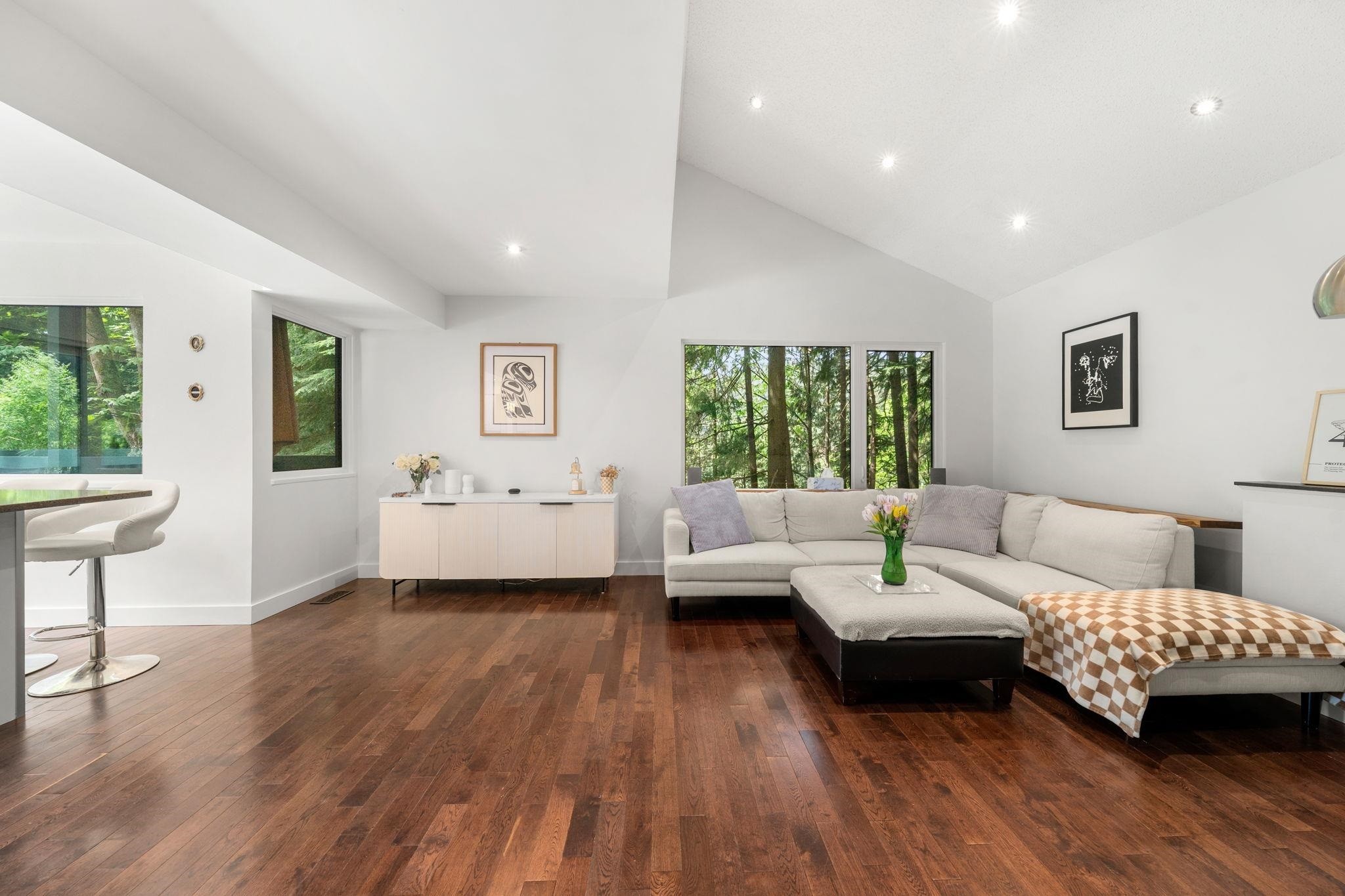









2086


Rivergrove

Place,
North Vancouver,




BC
V7H 2L4


