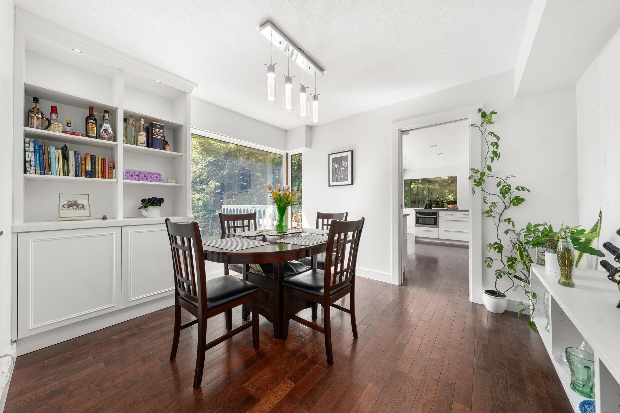 









2086


Rivergrove

Place,
North Vancouver,




BC
V7H 2L4

