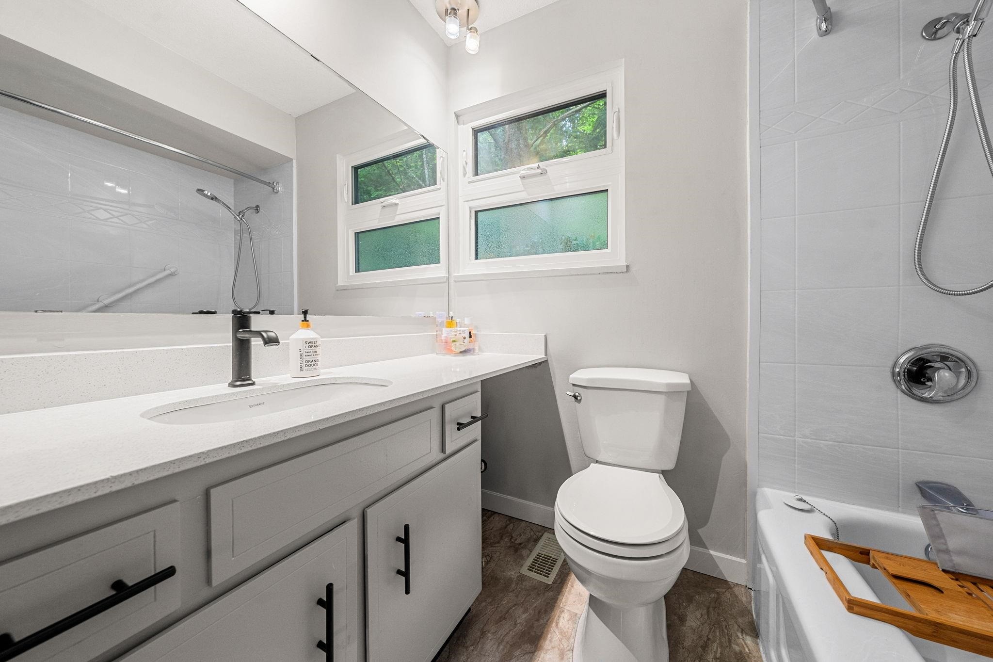 









2086


Rivergrove

Place,
North Vancouver,




BC
V7H 2L4

