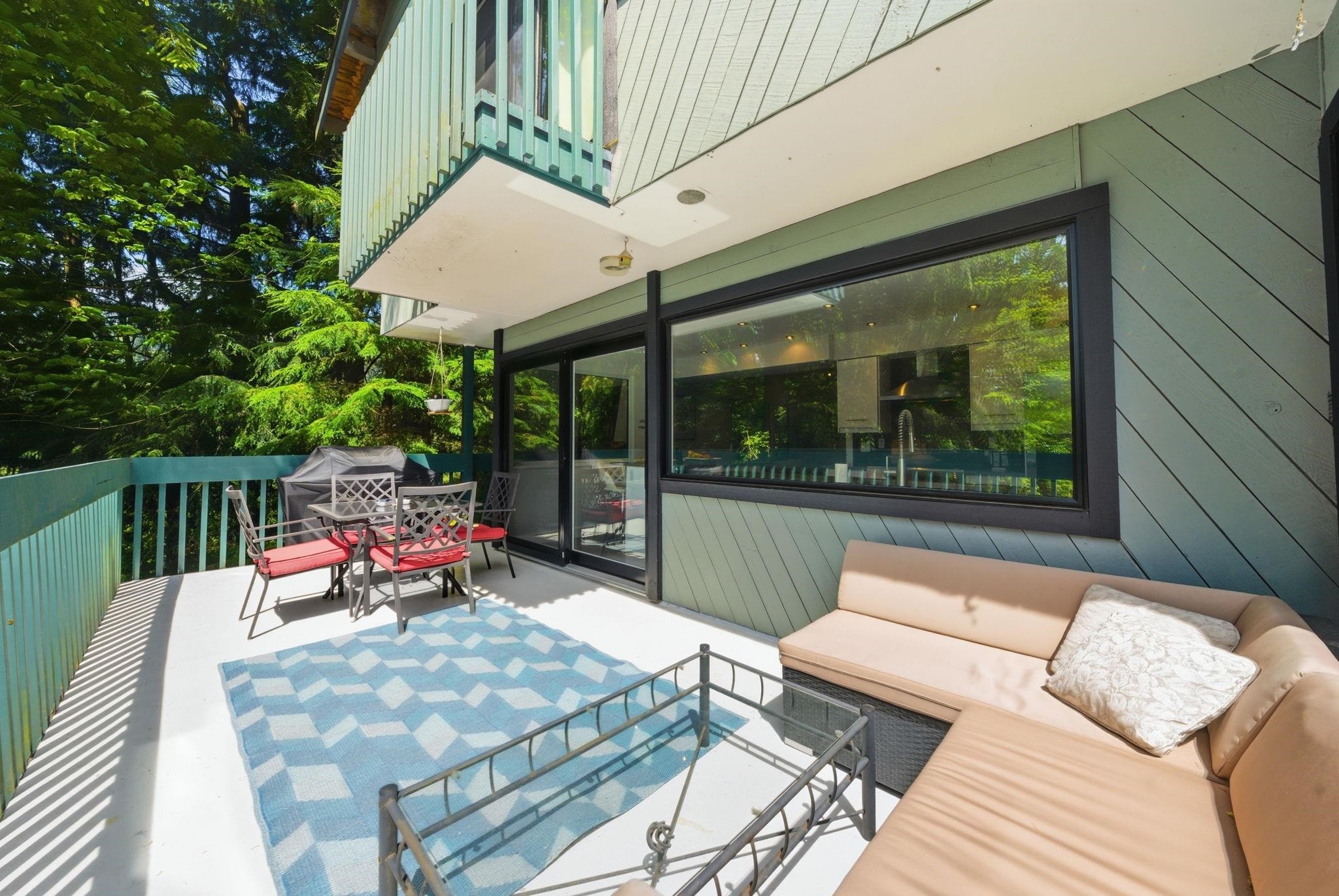 









2086


Rivergrove

Place,
North Vancouver,




BC
V7H 2L4

