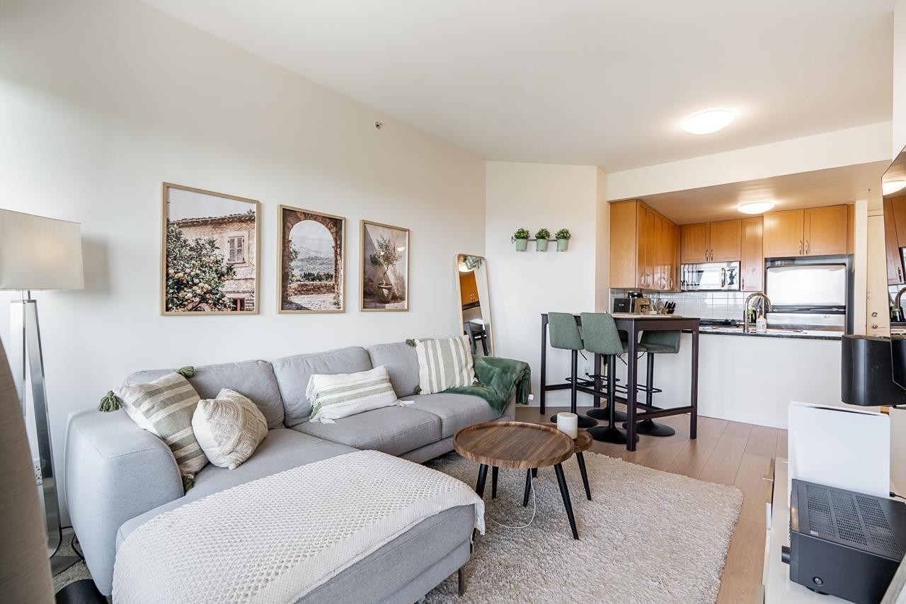 









6833


Station Hill

Drive, 804,
Burnaby,




BC
V3N 5E1

