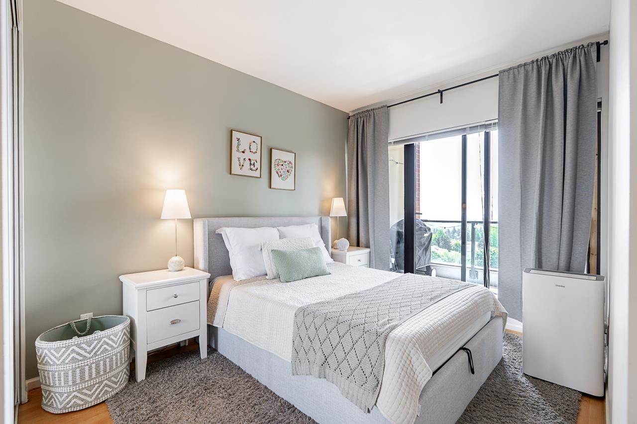 









6833


Station Hill

Drive, 804,
Burnaby,




BC
V3N 5E1

