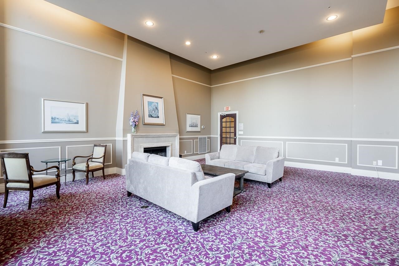 









6833


Station Hill

Drive, 804,
Burnaby,




BC
V3N 5E1


