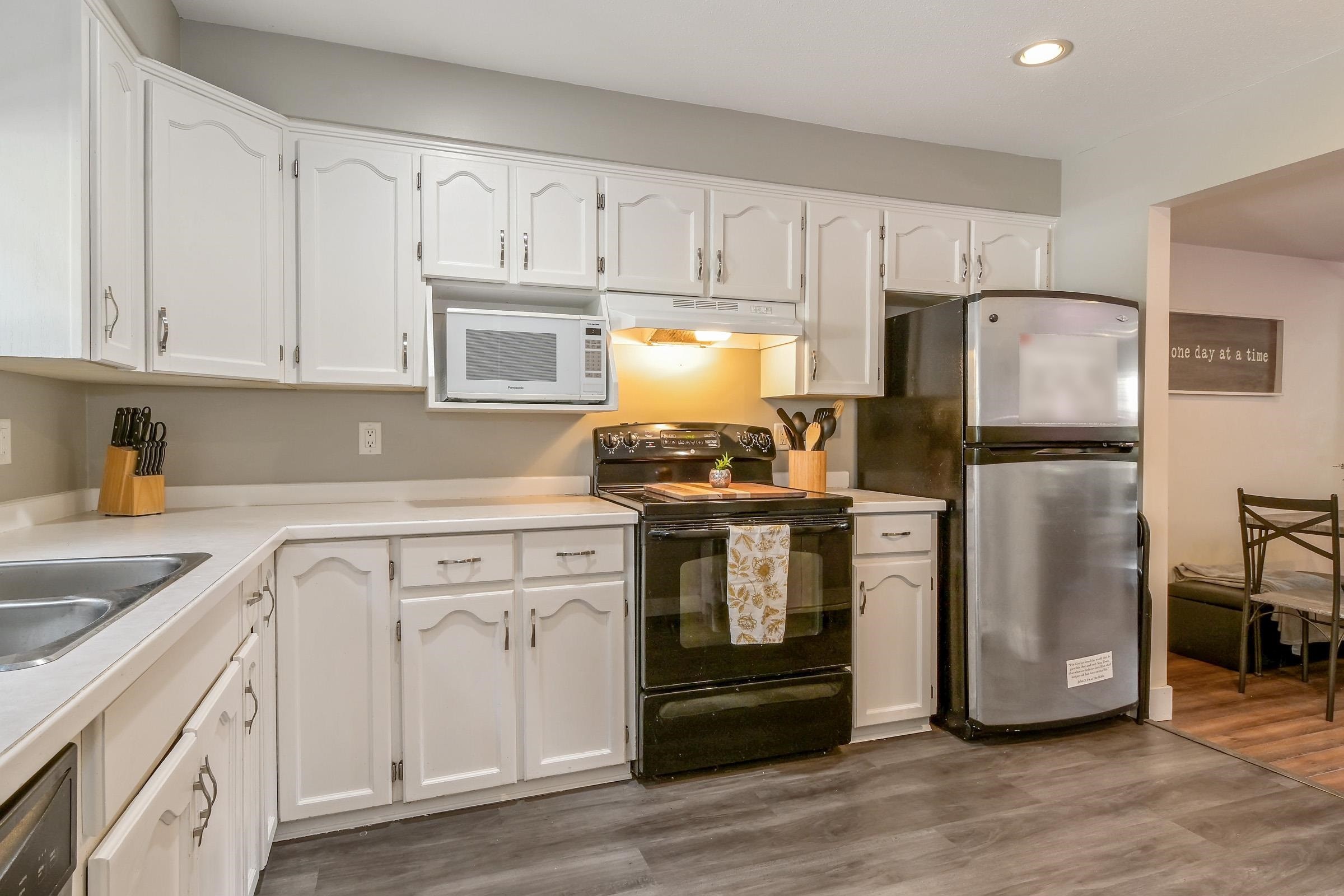 









11670


Ritchie

Avenue,
Maple Ridge,




BC
V2X 6K7


