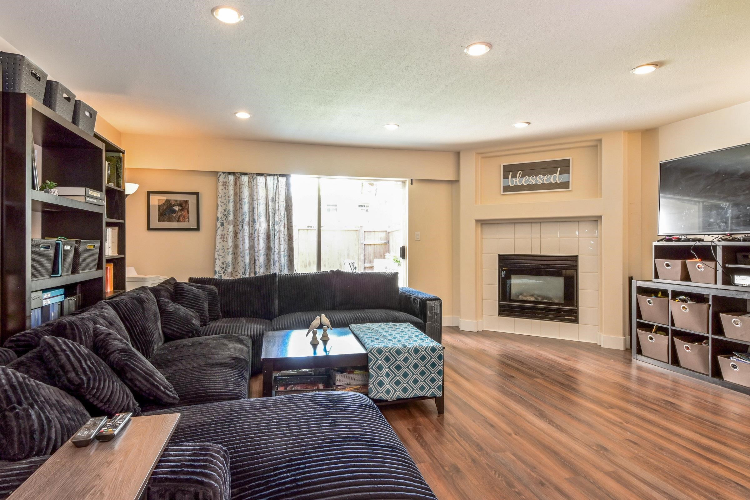









11670


Ritchie

Avenue,
Maple Ridge,




BC
V2X 6K7

