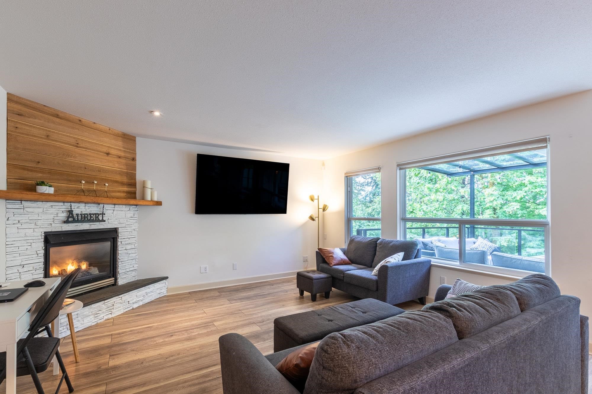 









10471


Slatford

Street,
Maple Ridge,




BC
V2W 1V8

